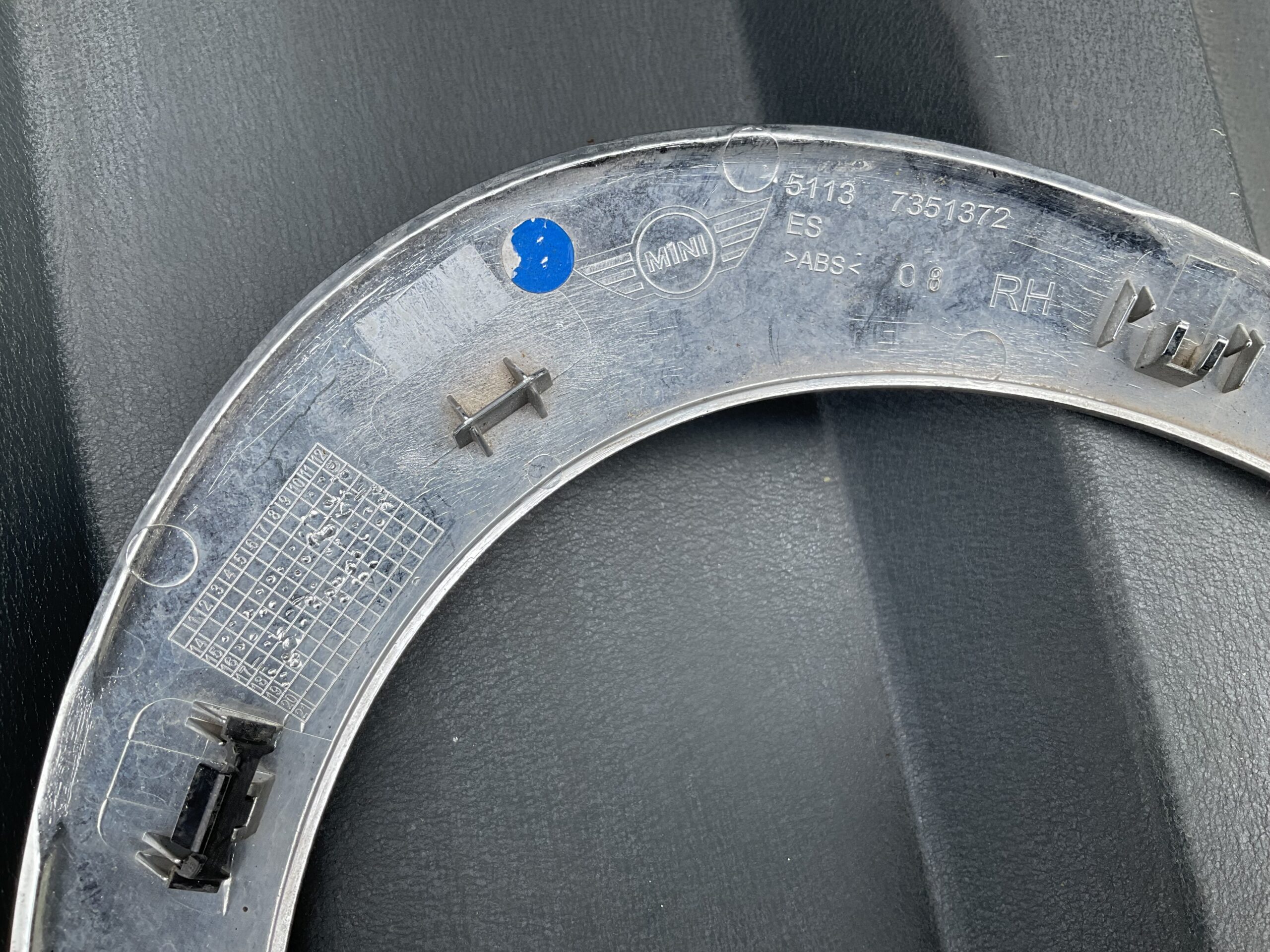 Grill Mini Clubman F54 7351372 Chromelijst Rechts Min-21312