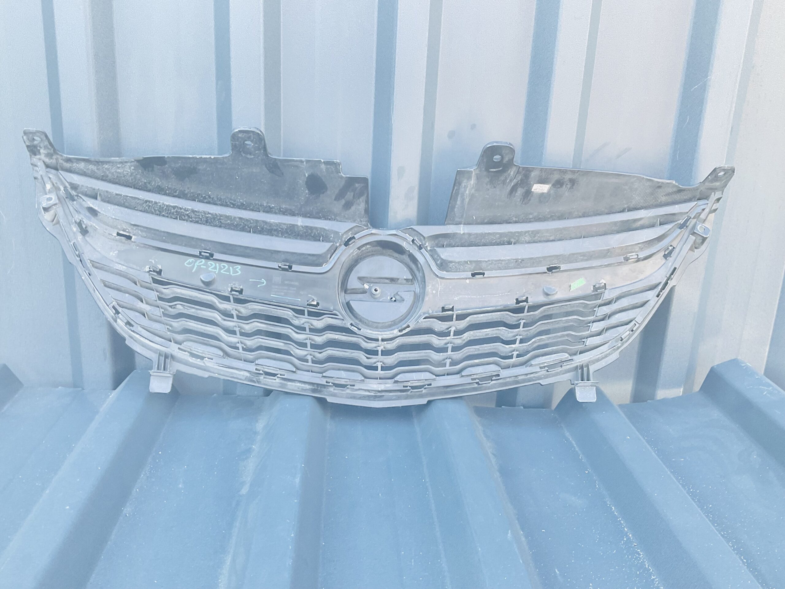 Bumper Grill Opel Karl 1 94514486 Voorbumper Grille Op-21213