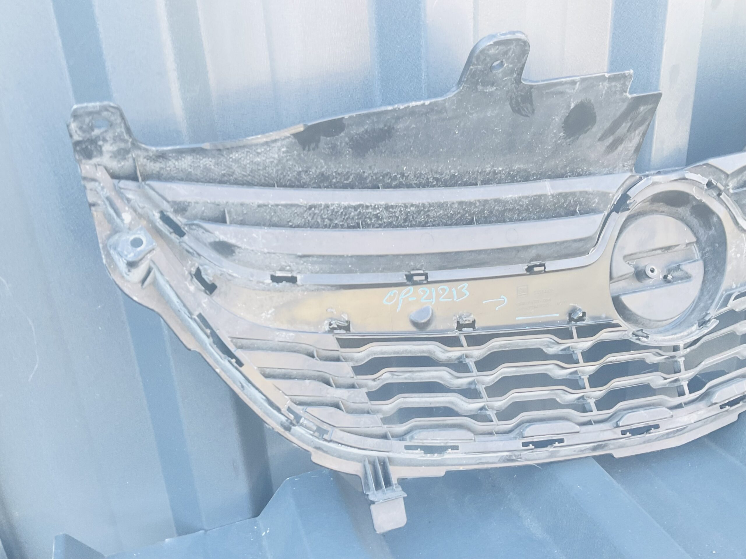 Bumper Grill Opel Karl 1 94514486 Voorbumper Grille Op-21213