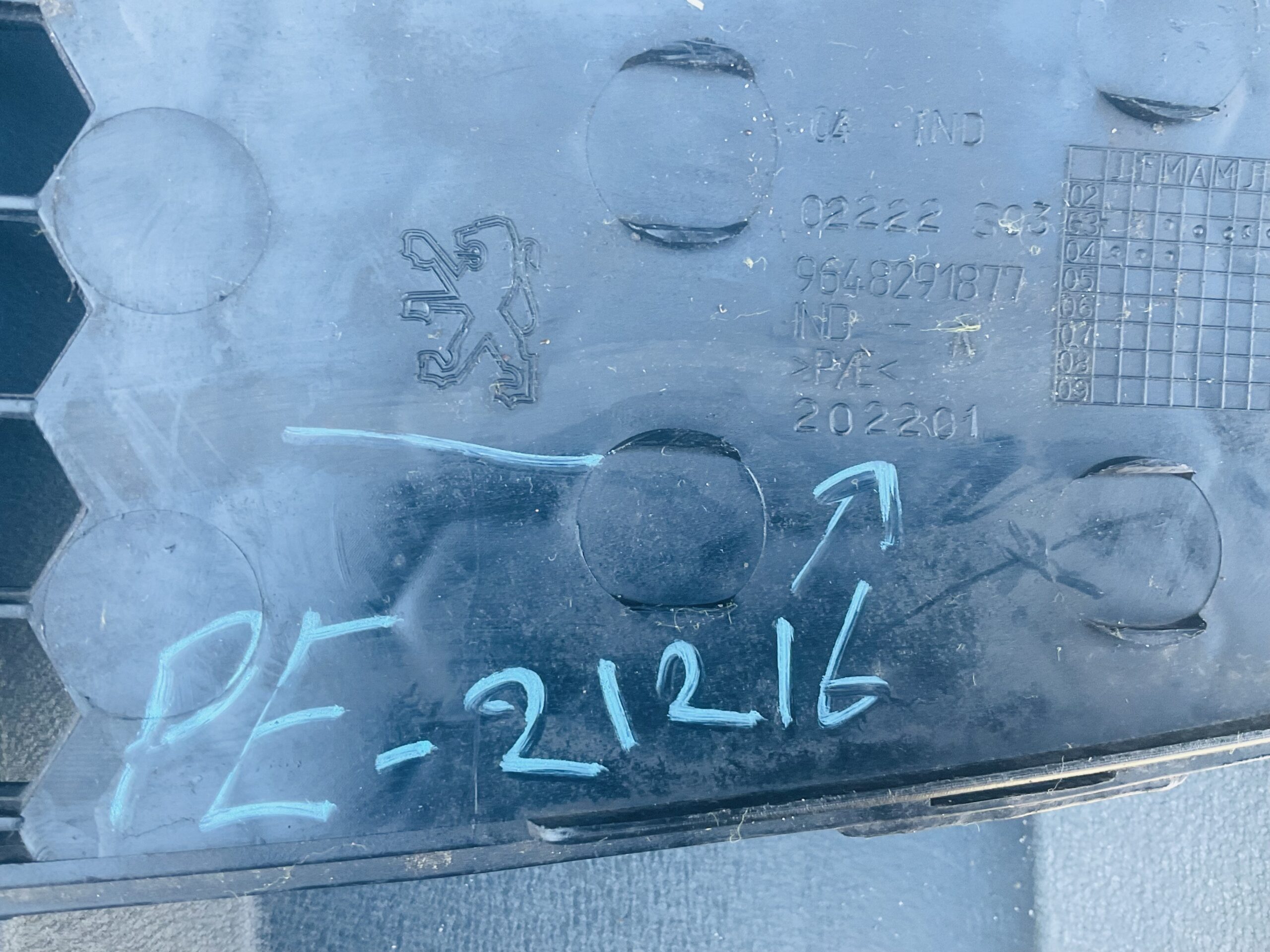 Bumper Grill Peugeot 206 9648291877 Onderrooster Gril Pe-21216