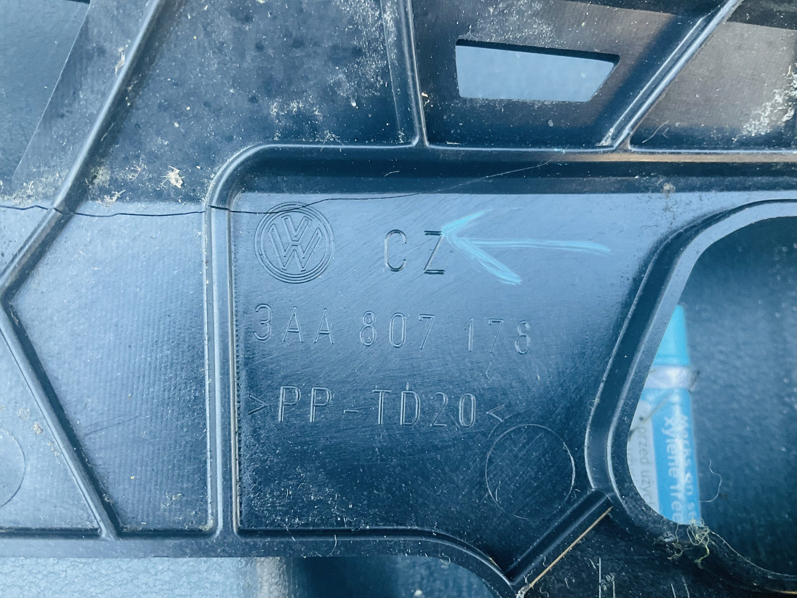 Bumper Houder Volkswagen Passat B7 3AA807178 Geleidersteun Vw-21229