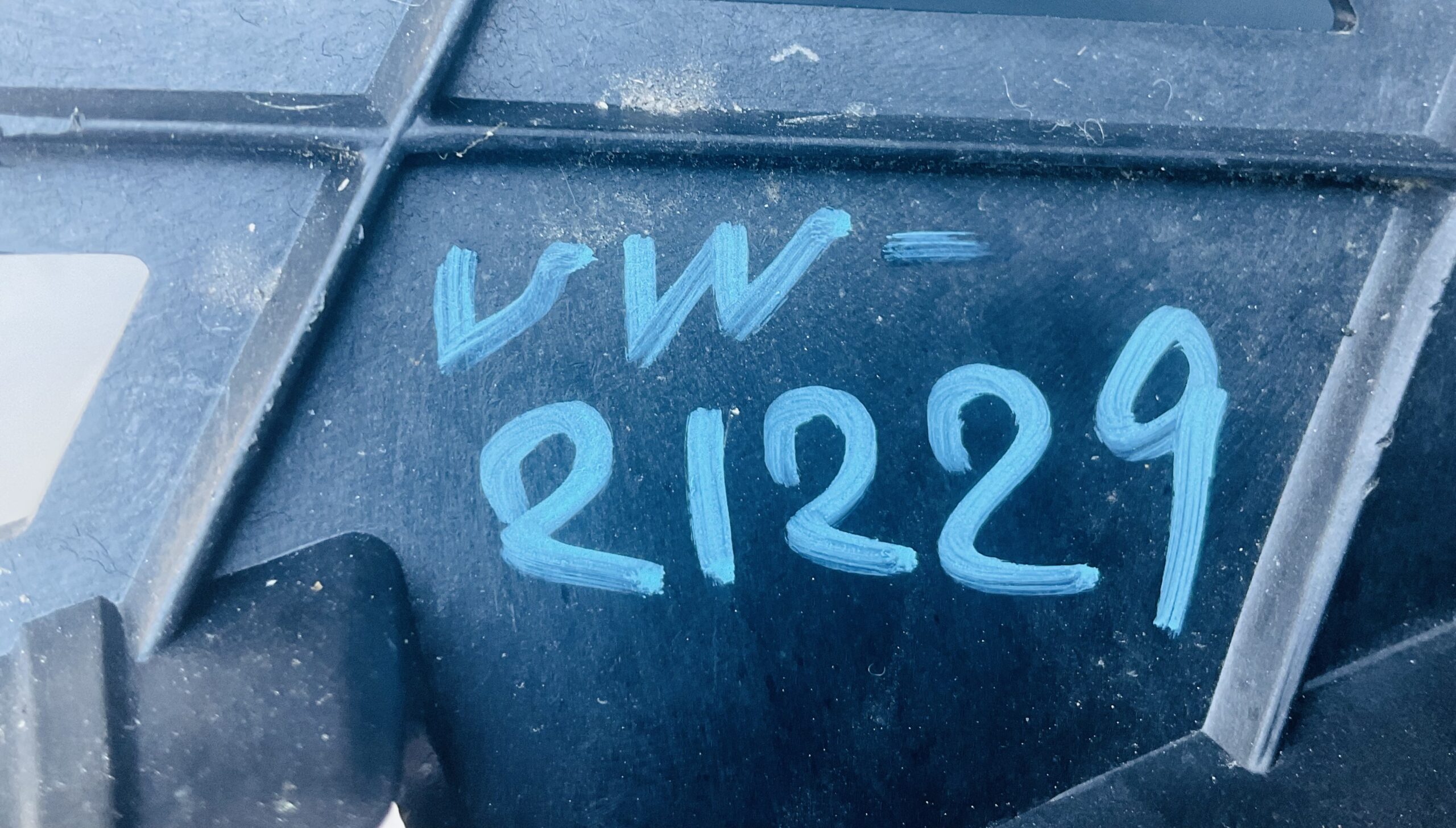 Bumper Houder Volkswagen Passat B7 3AA807178 Geleidersteun Vw-21229