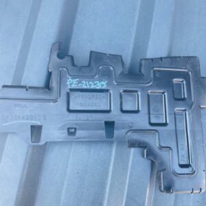 Bumper Radiator Peugeot 5008  9836849680G Radiatorluchtomleider  PE-21235