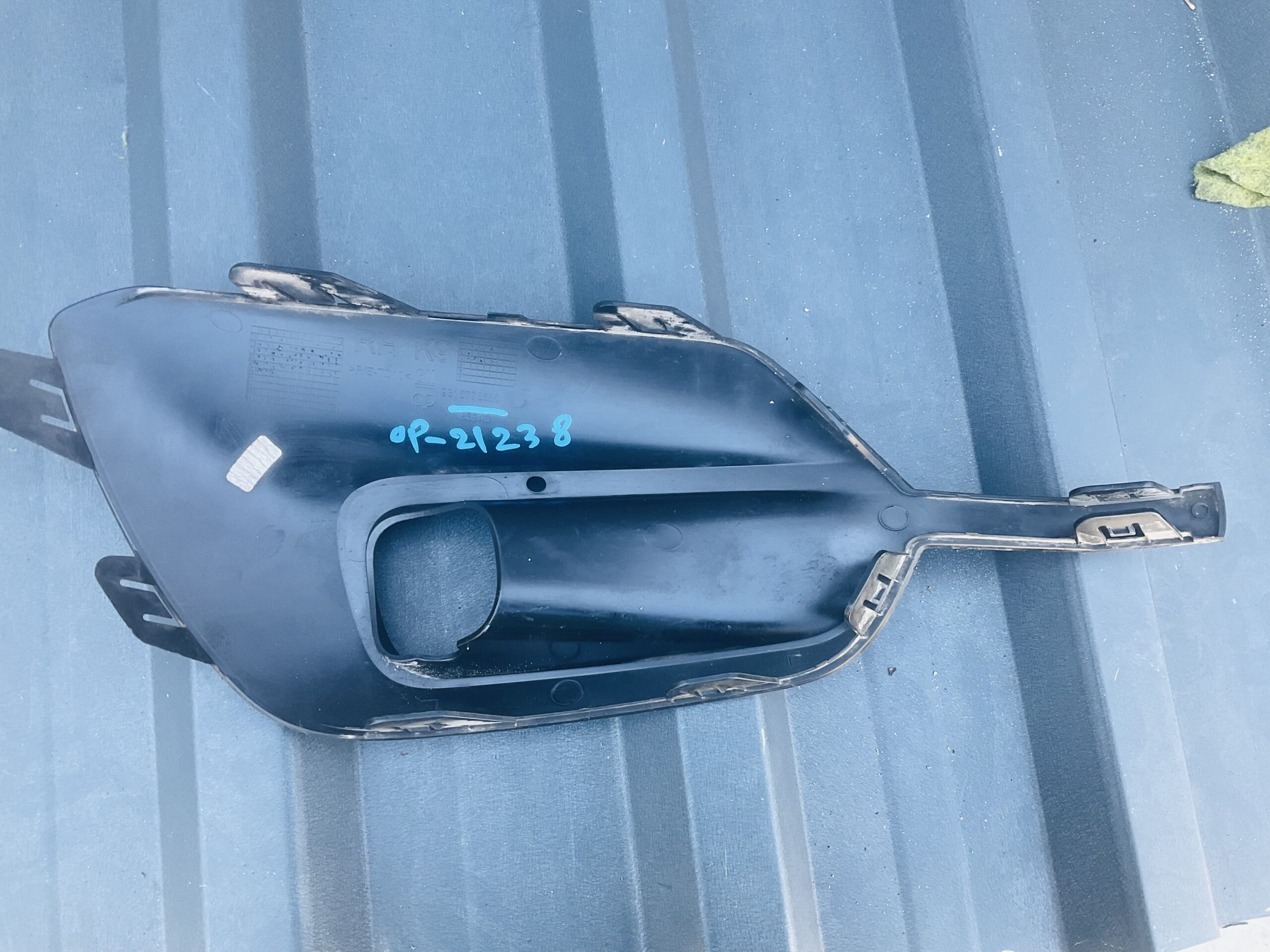 Bumper Grill Opel Combo E 9816778580 Mistlamp Rooster Op-21238