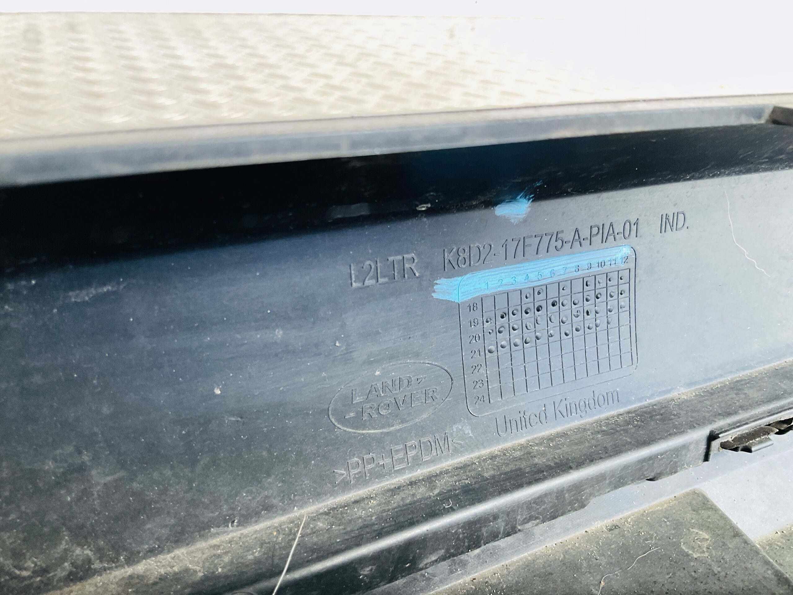 Bumper Range Rover Range Rover Evoque L551 20-23 K8D2-17F775-A Voorbumper 1-B9-13509R