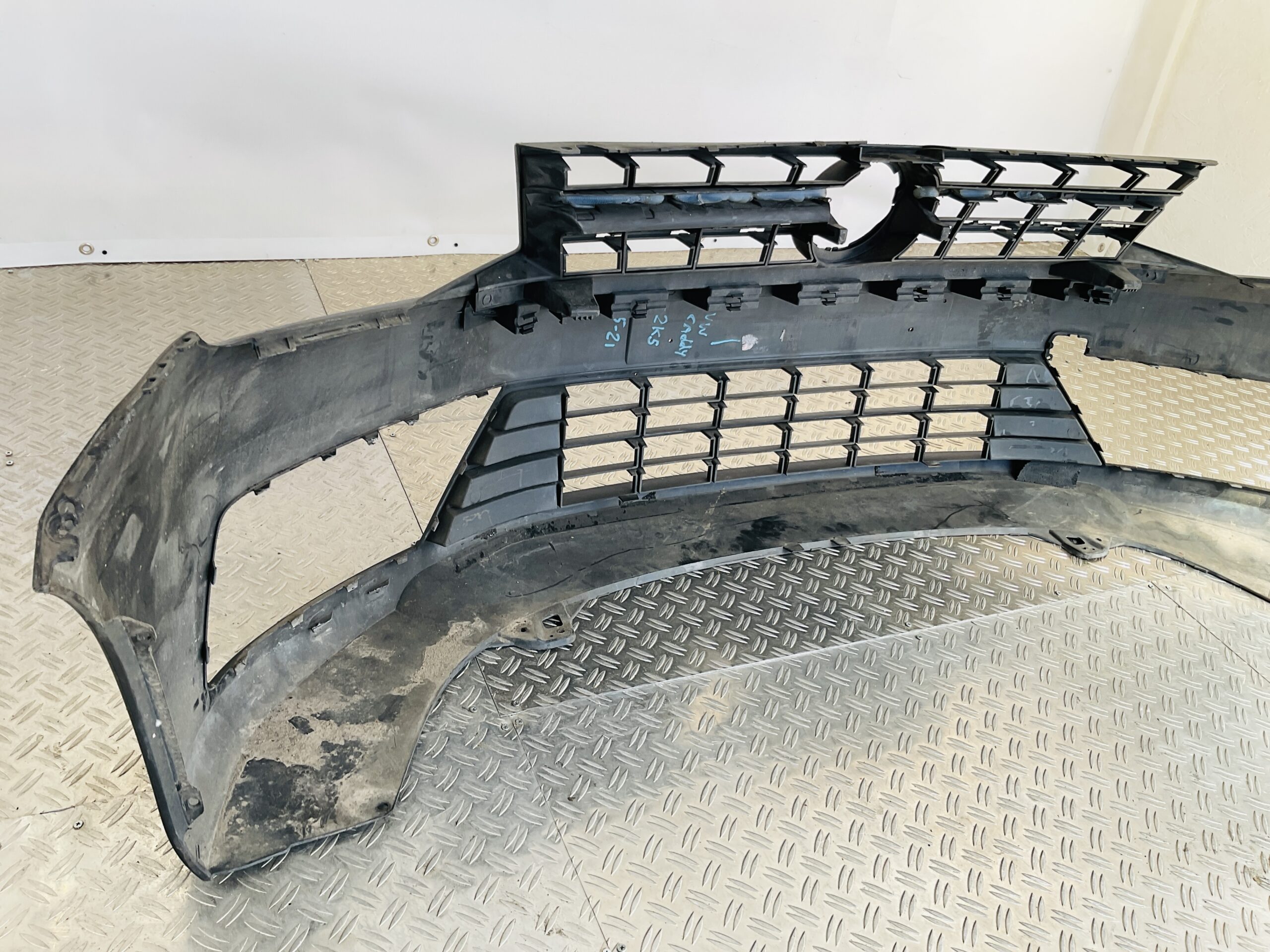 Bumper Volkswagen Caddy 2K5 15-21 2K5807221J Voorbumper 1-C5-13508R