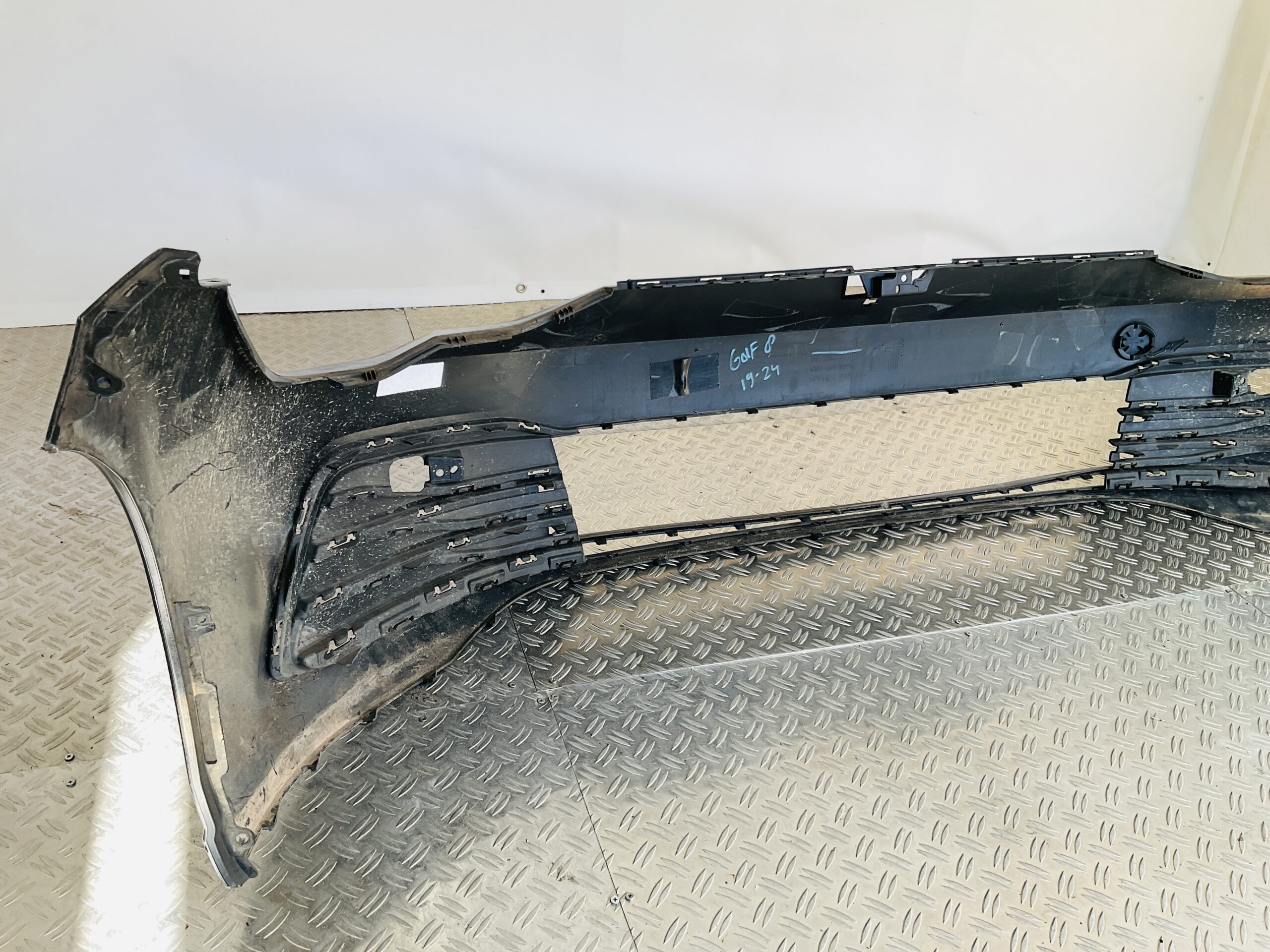 Bumper Volkswagen Golf 8 2019-2024 5H0807221 Voorbumper 1-C7-13516R
