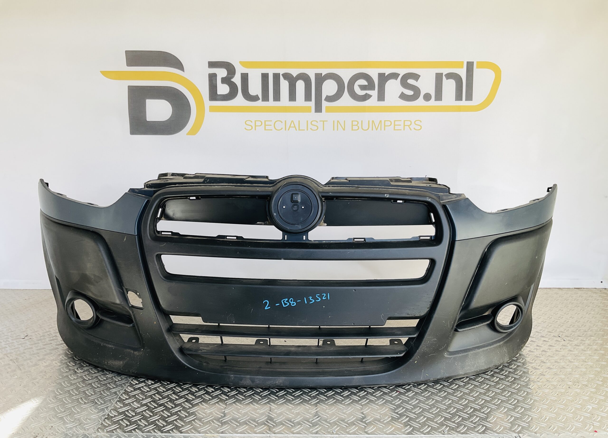 Bumper Fiat Doblo 10-15 735455570 Voorbumper 2-B8-13521z