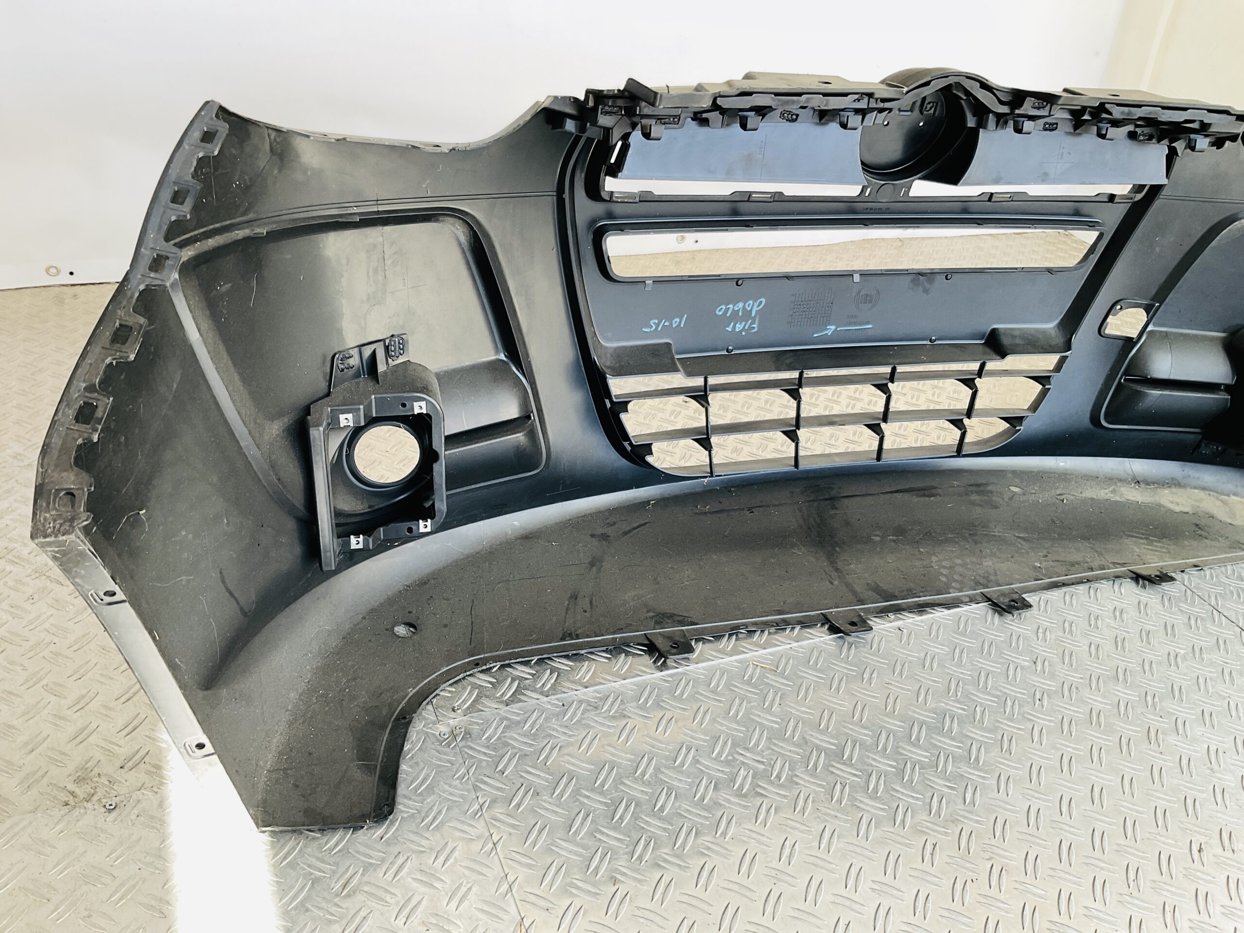 Bumper Fiat Doblo 10-15 735455570 Voorbumper 2-B8-13521z