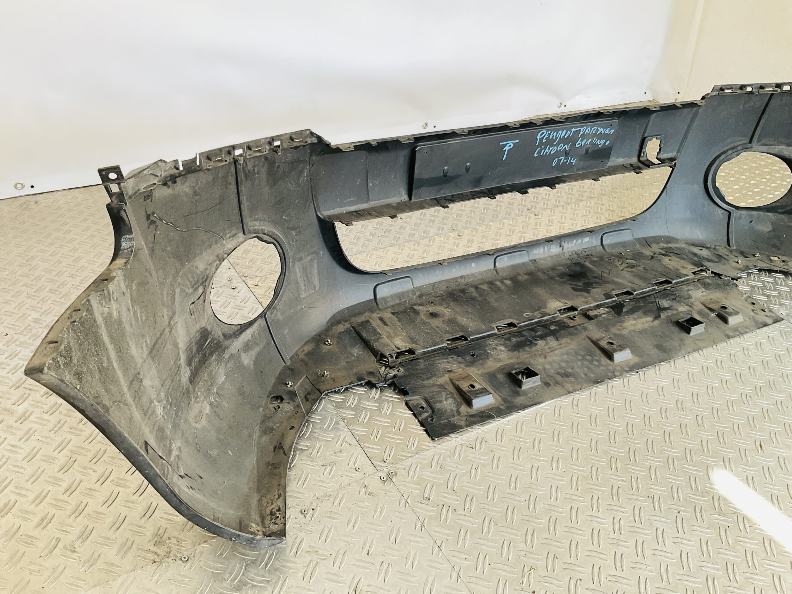 Bumper Citroen Berlingo Peugeot Partner 07-14 9681519577 Voorbumper 1-F5-13535z