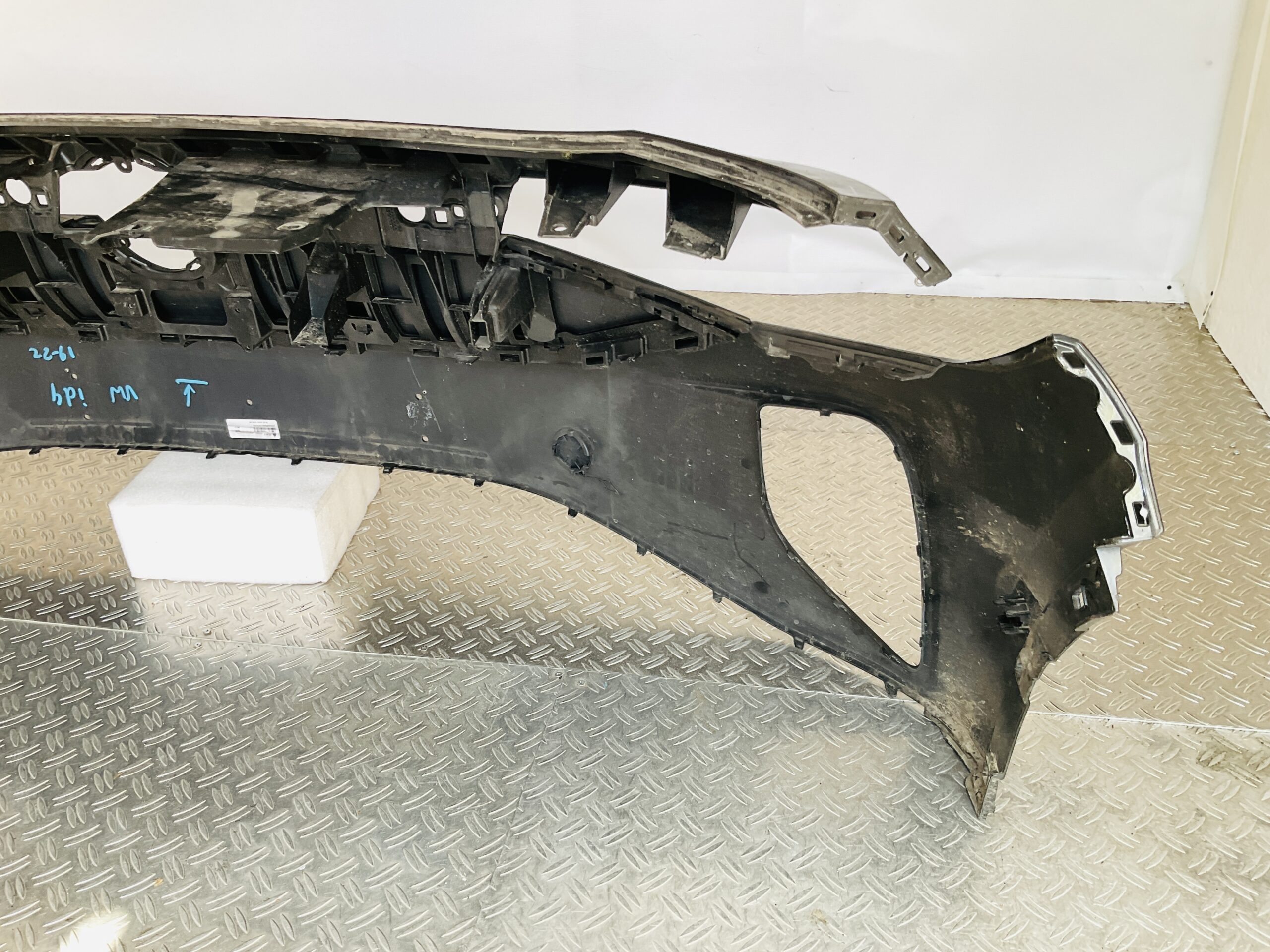 Bumper Volkswagen iD4 19-22 11A807221 Voorbumper 1-C5-13537R