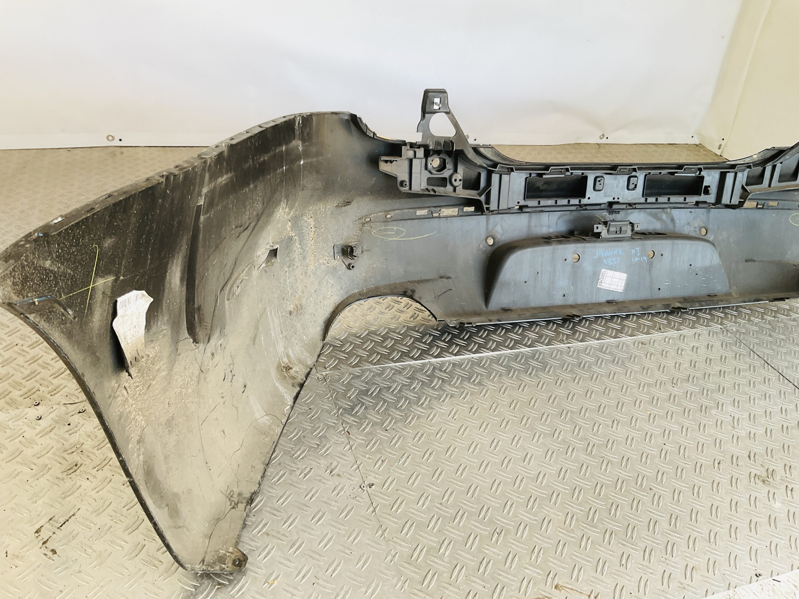 Bumper Jaguar XJ X351 10-19 AW93-17E855-AA Achterbumper 1-F10-13574R