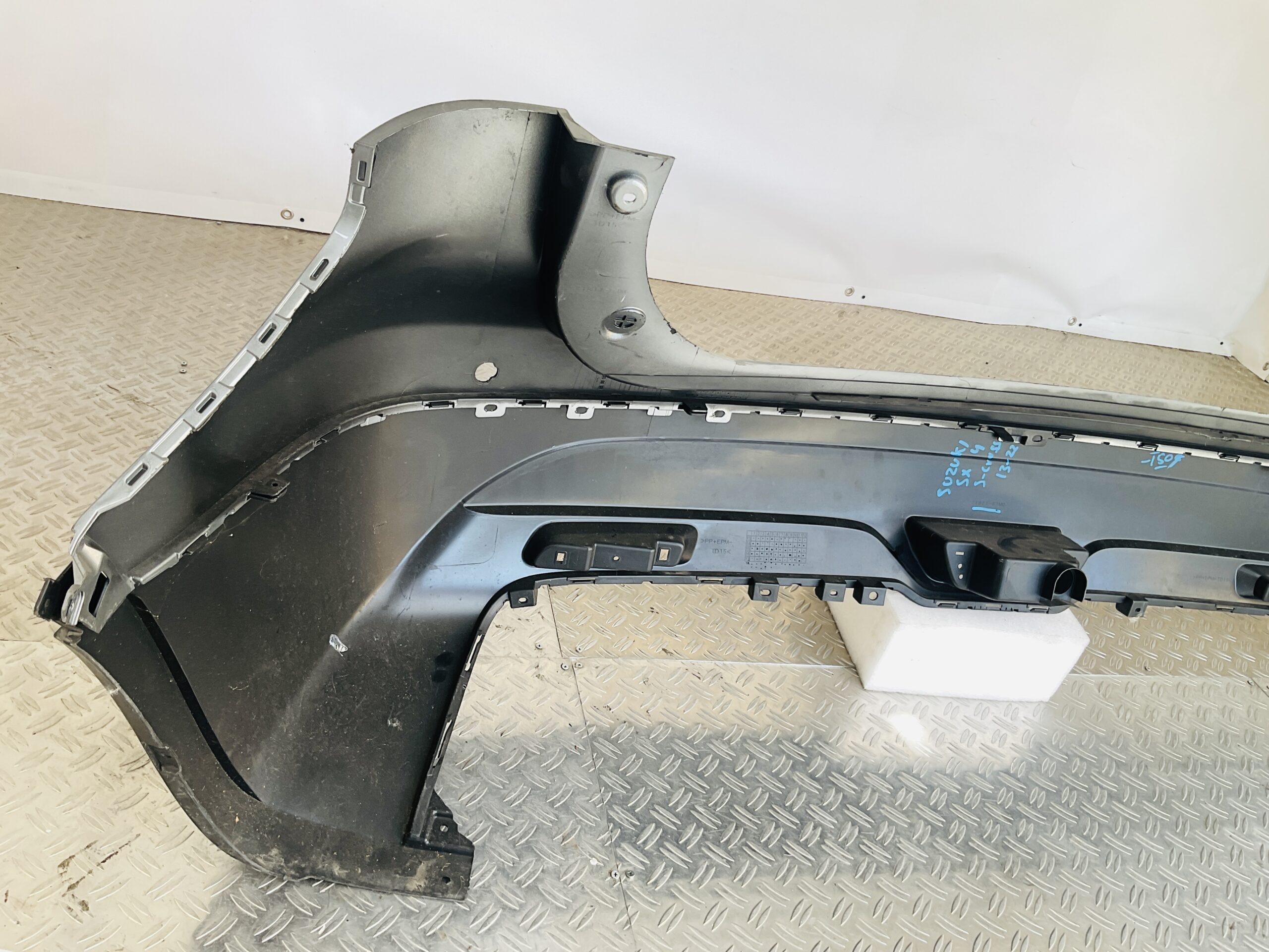 Bumper Suzuki SX4 S Cross SCross 13-22 7182161MO Achterbumper 1-F10-13601R