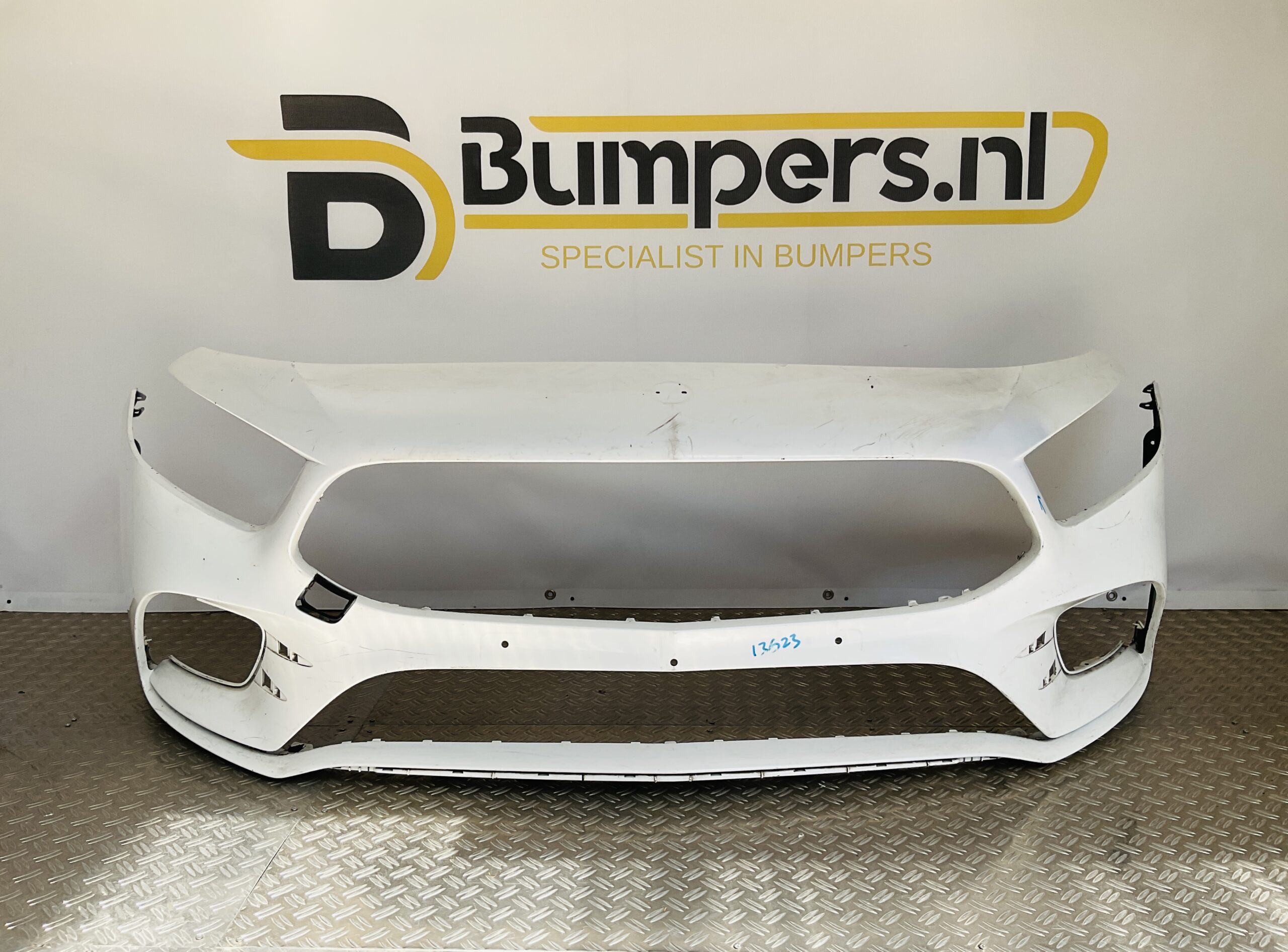Bumper Mercedes A Klasse W177 AMG geen pdc 19-23 A1778856100 Voorbumper 1-A2-13623z