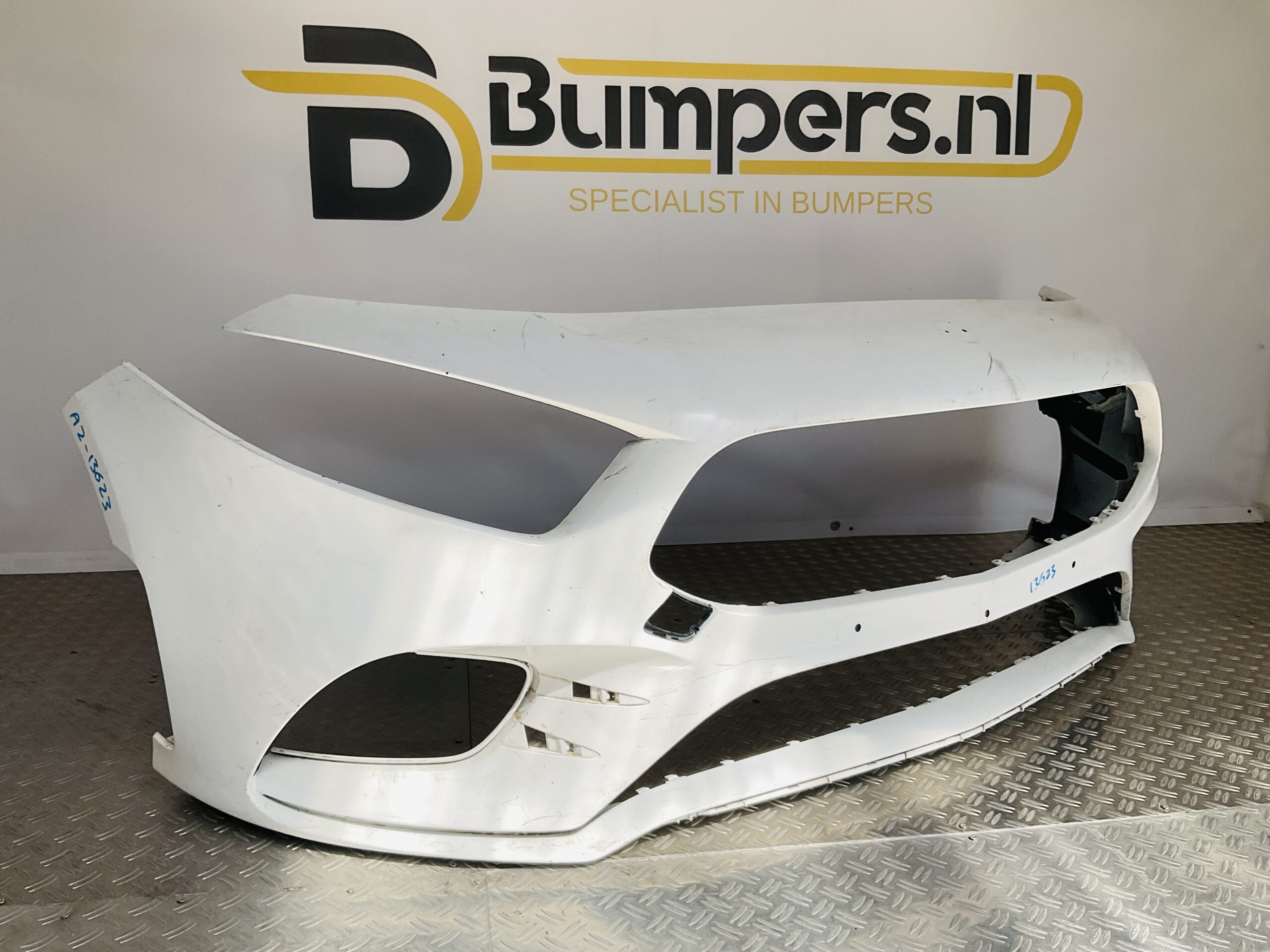 Bumper Mercedes A Klasse W177 AMG geen pdc 19-23 A1778856100 Voorbumper 1-A2-13623z