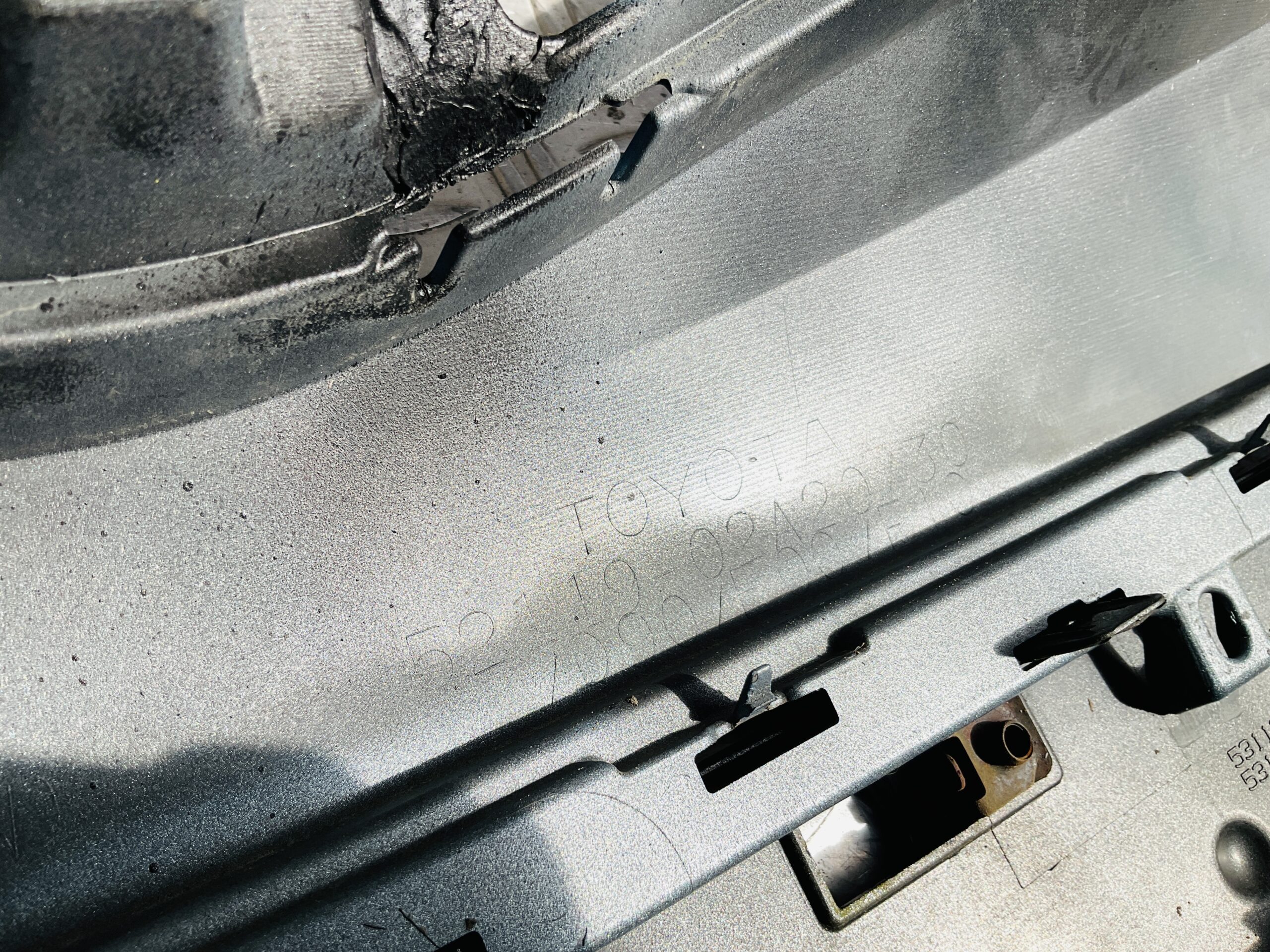 Bumper Toyota Auris 12-15 6xpdc 52119-02A20 Voorbumper 2-D3-13640z