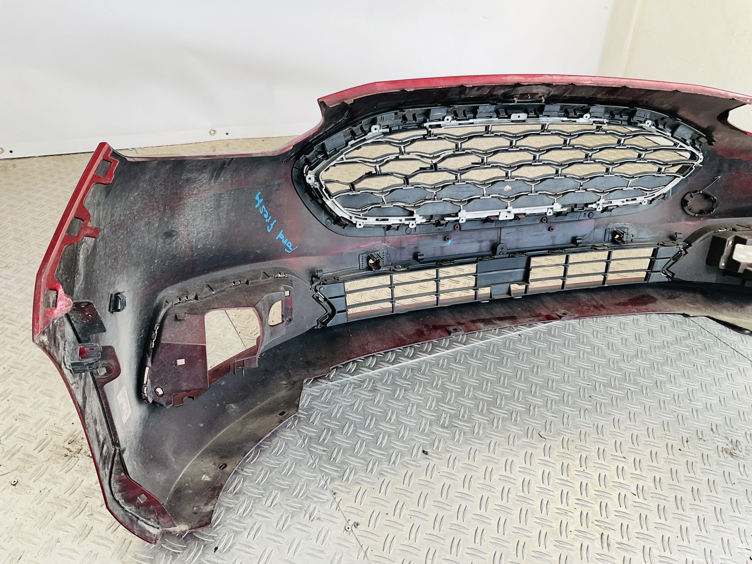 Bumper Ford Fiesta MK8 Vignale 17-21 H1BB-17K819-P1 Voorbumper 1-D2-13679z