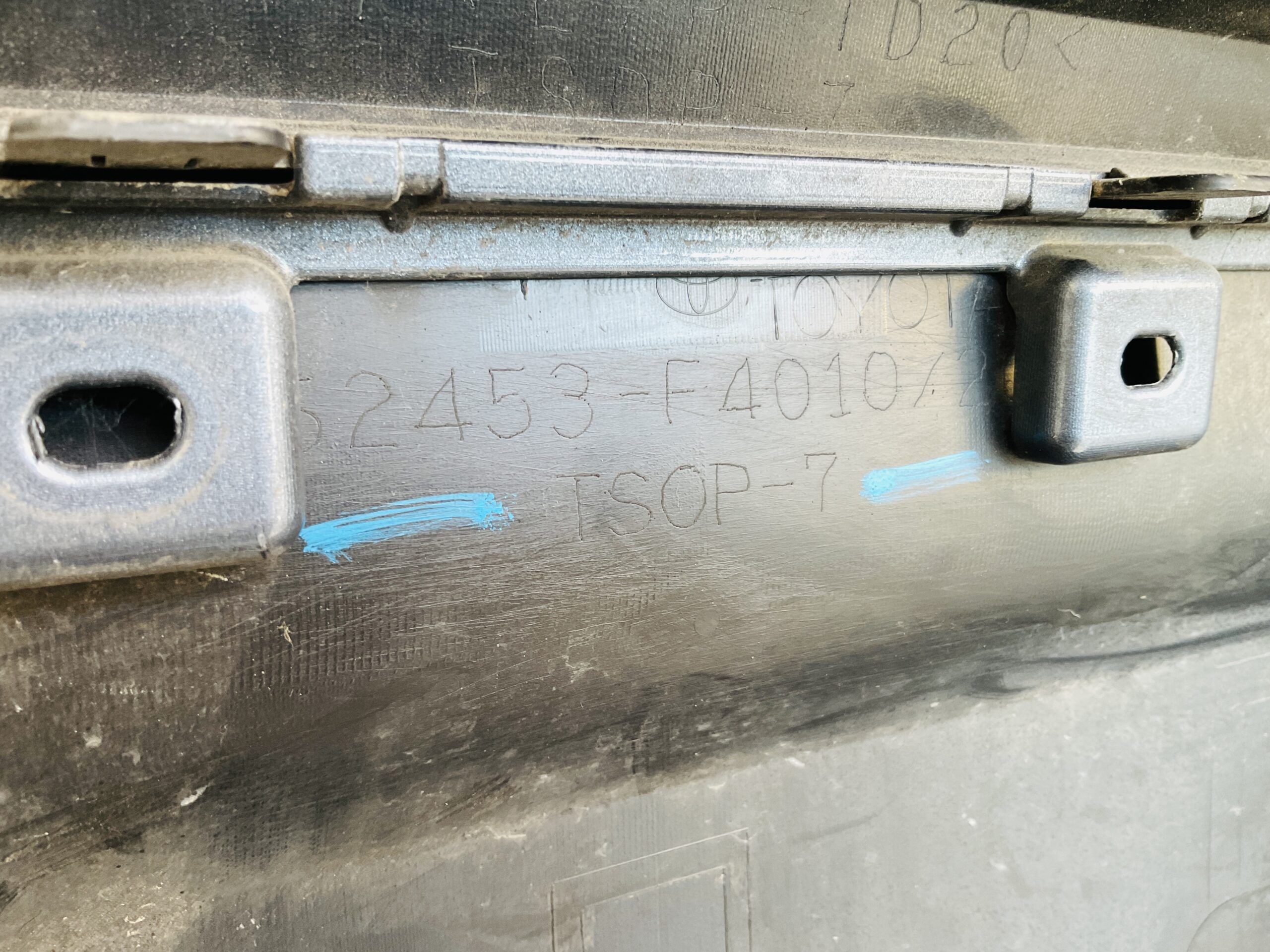 Bumper Toyota CHR C-HR 18-22 52453-F4010 Achterbumper 1-F10-13716R