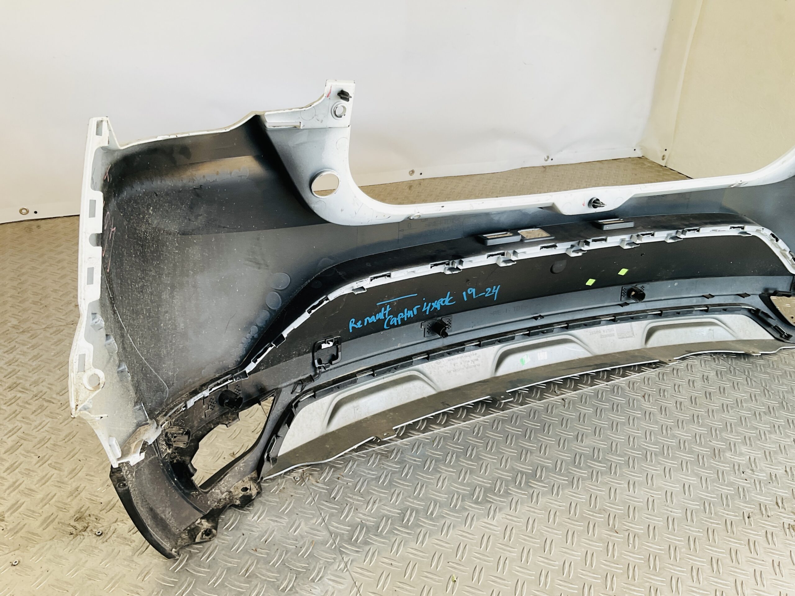 Bumper Renault Captur 19-24 850183490R Achterbumper 1-F10-13721R