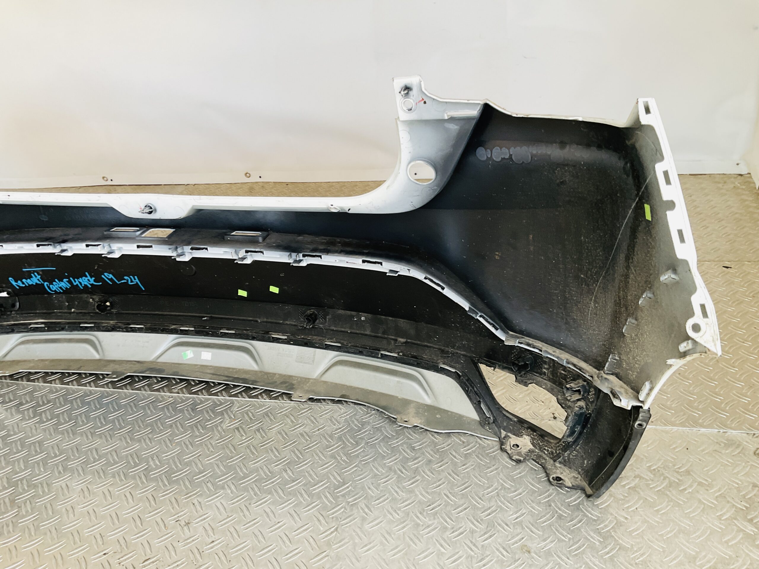 Bumper Renault Captur 19-24 850183490R Achterbumper 1-F10-13721R
