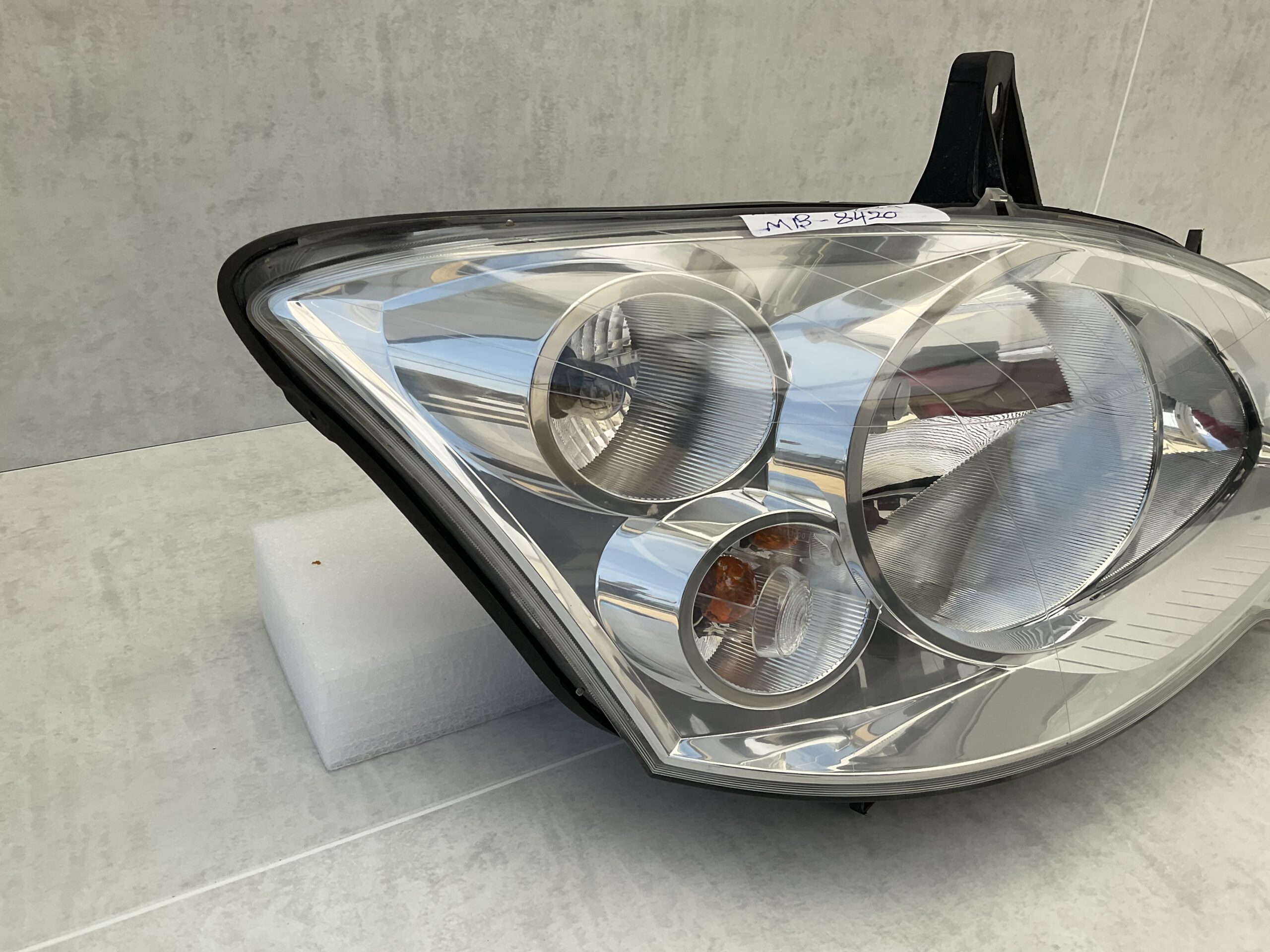 Koplamp Mercedes Vito V-Klasse W639 A6398201961 H7 Rechts MB-8420