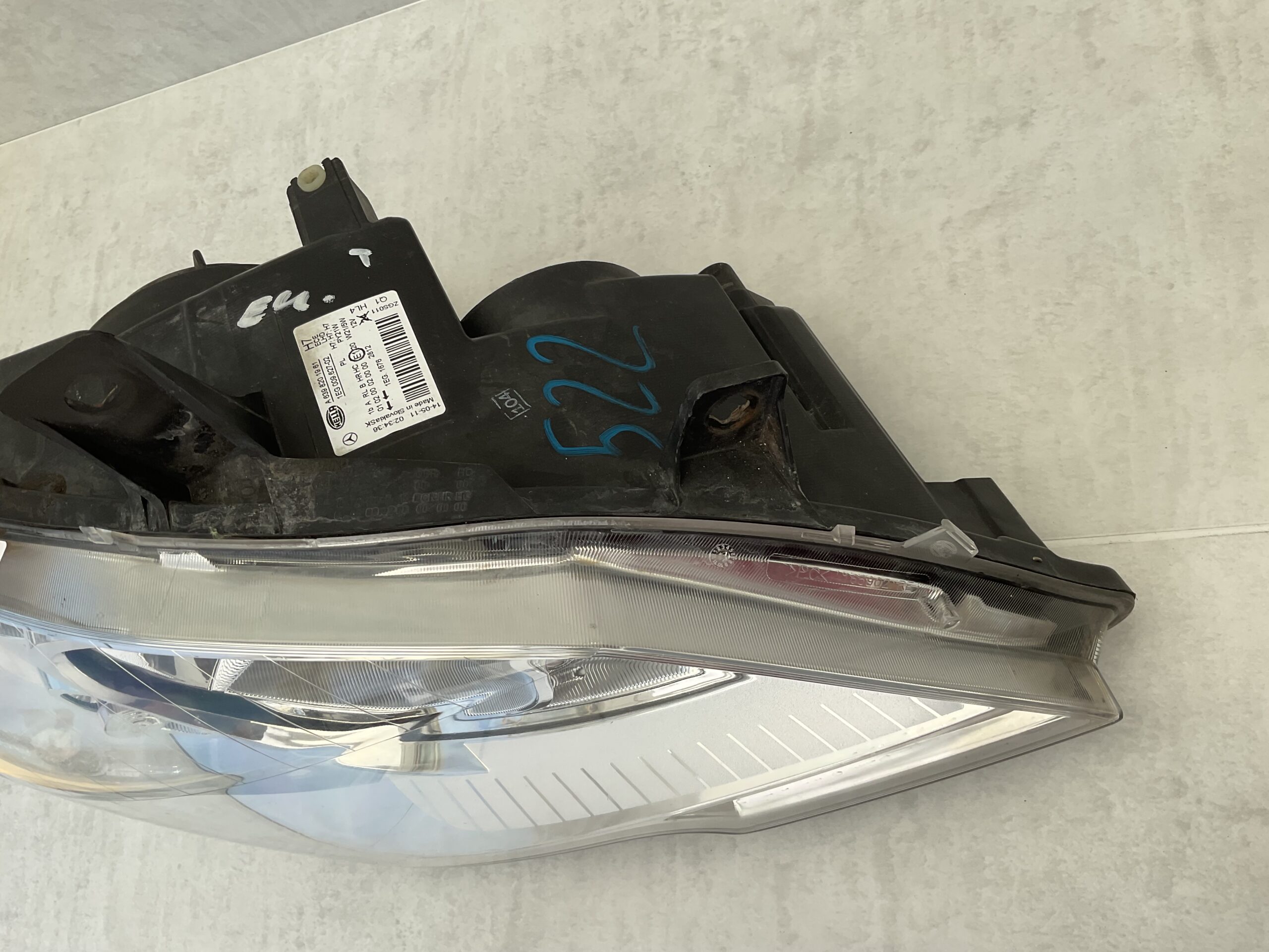 Koplamp Mercedes Vito V-Klasse W639 A6398201961 H7 Rechts MB-8420