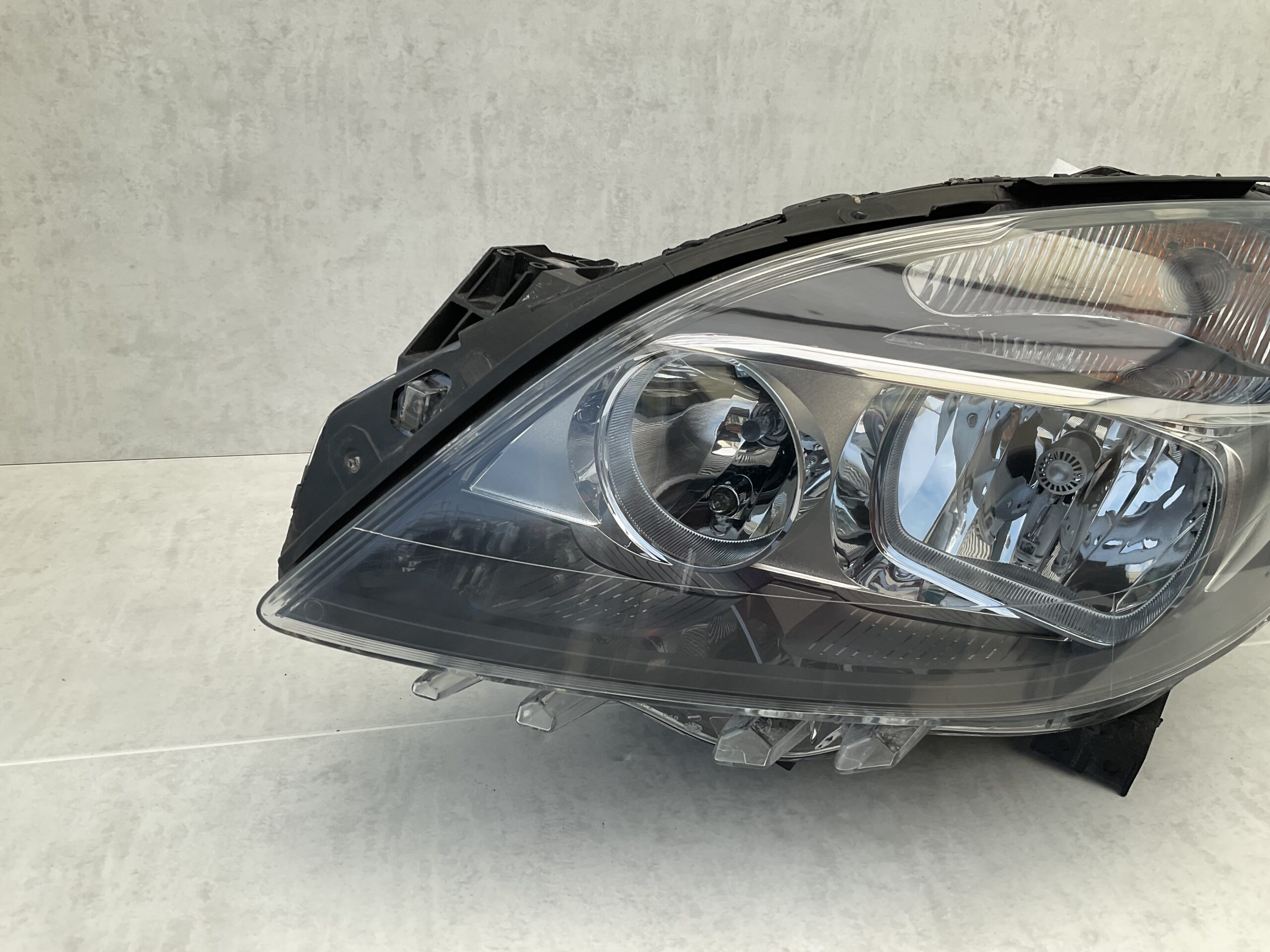 Koplamp Mercedes B Klasse W246 Links A2468200161 MB-5495