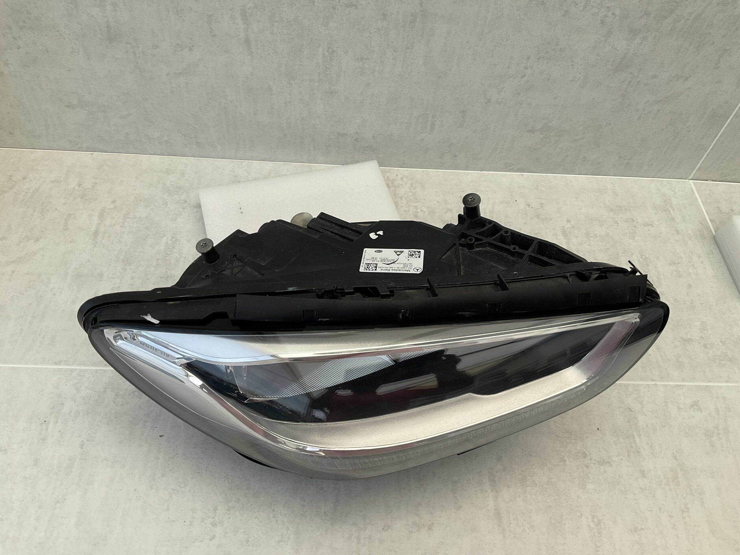 KOPLAMP MERCEDES W420 CITAN A4209060100 HALOGEEN RECHTS MB-8046