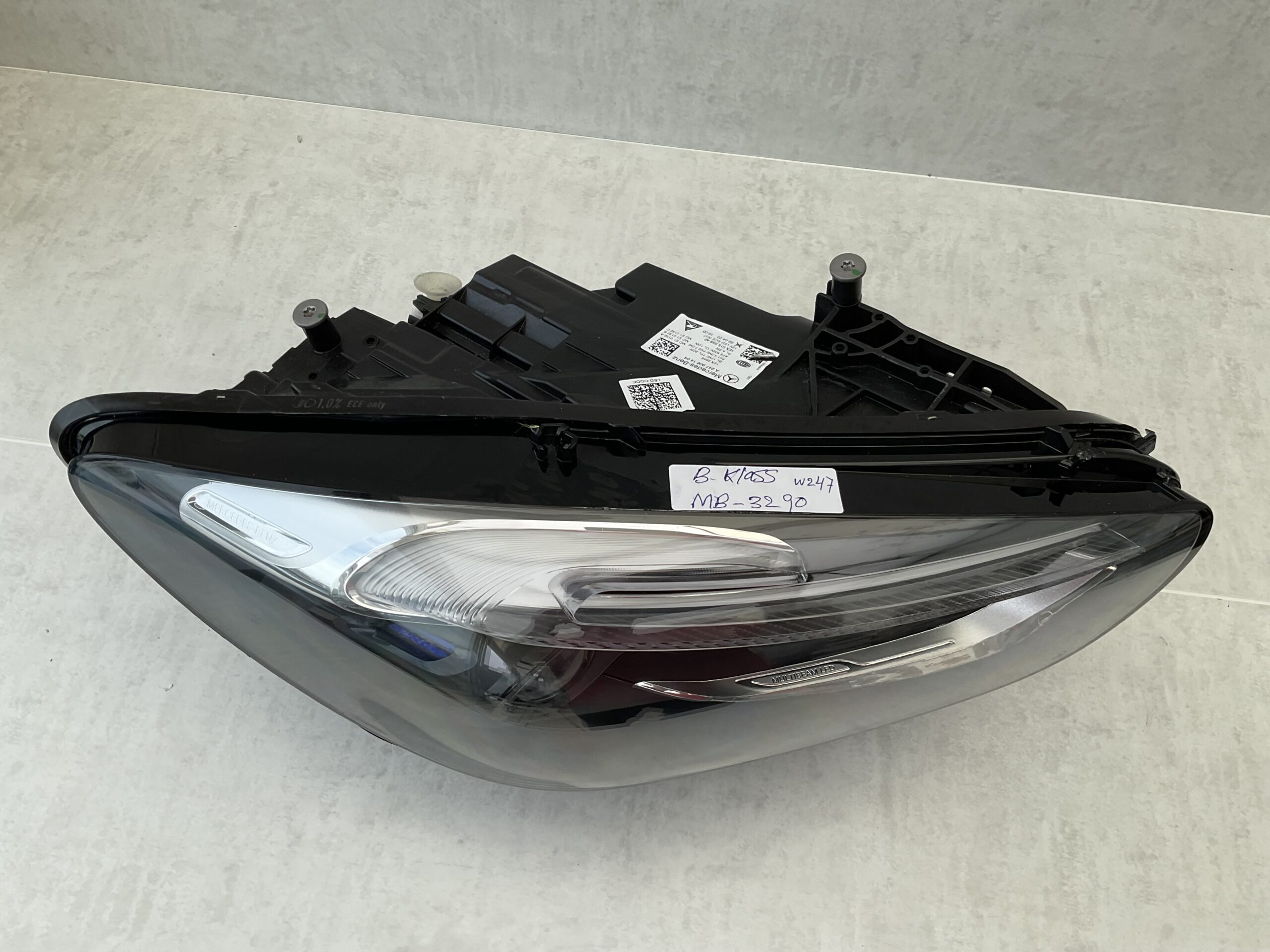 KOPLAMP MERCEDES B KLASSE W247 FACELIFT MULTIBEAM LED A2479061404 LINKS MB-3290