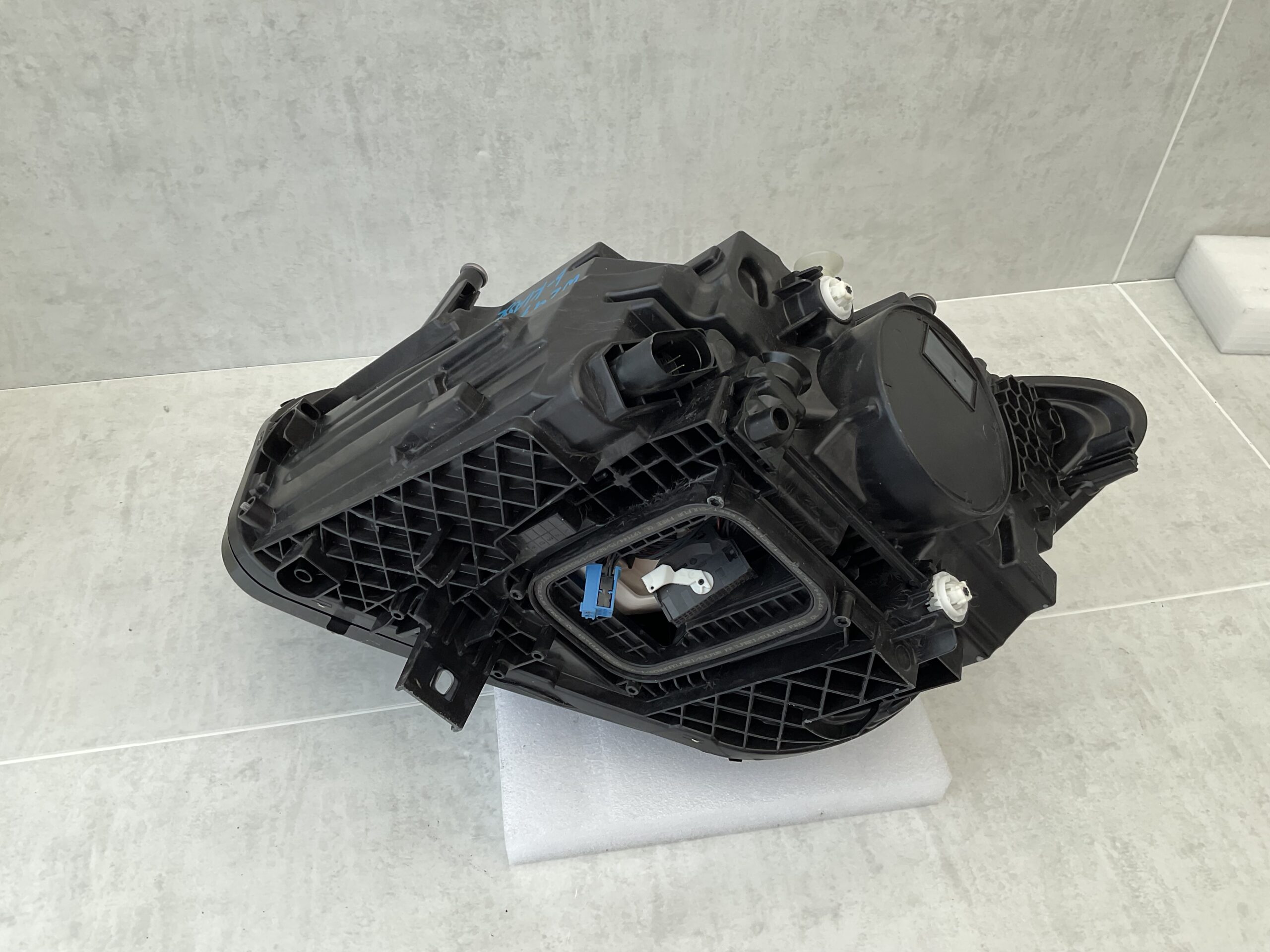 KOPLAMP MERCEDES B KLASSE W247 FACELIFT MULTIBEAM LED A2479061404 LINKS MB-3290