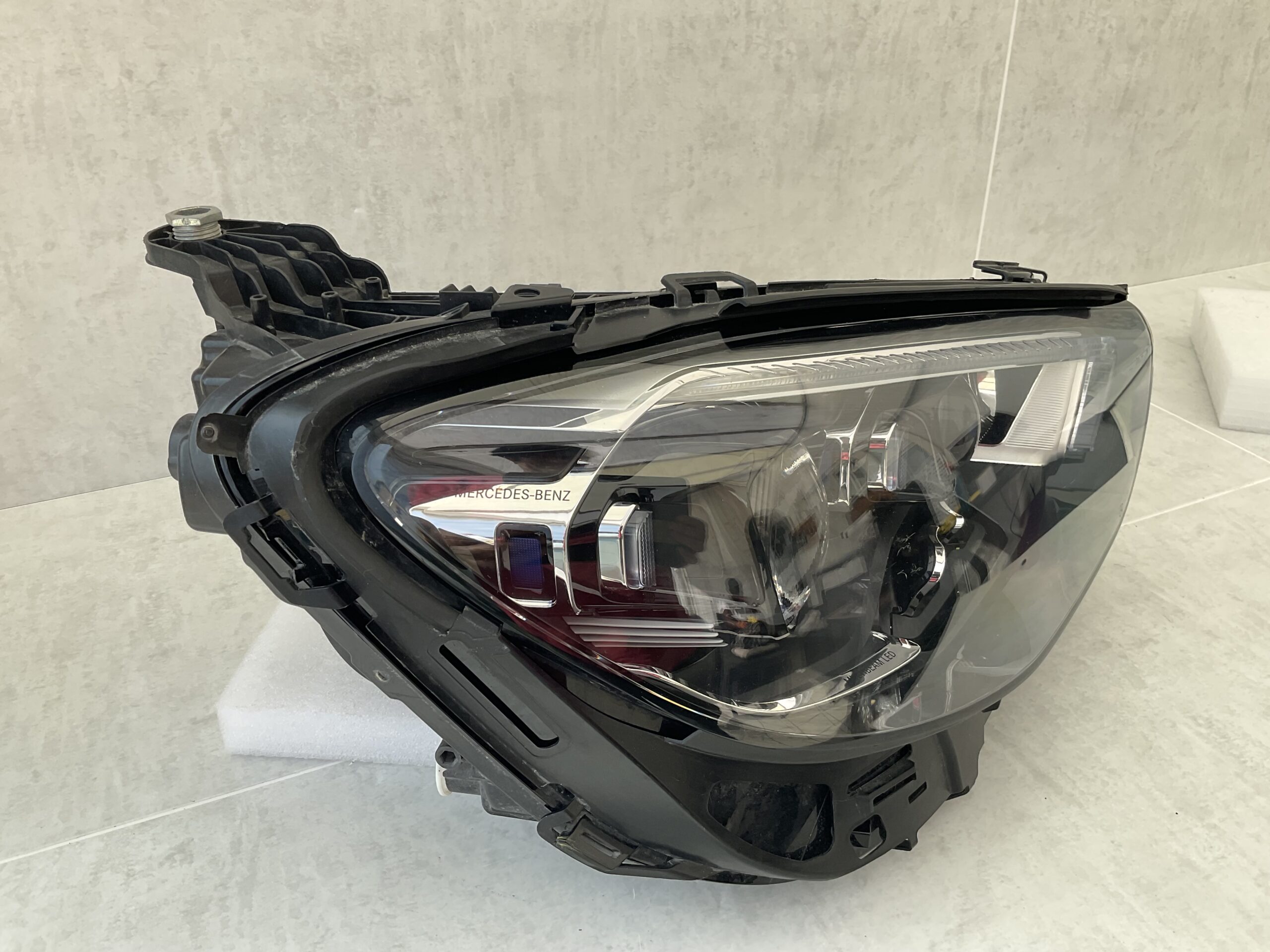 KOPLAMP MERCEDES E KLASSE W213 FACELIFT MULTIBEAM A2139060210 RECHTS MB-8011
