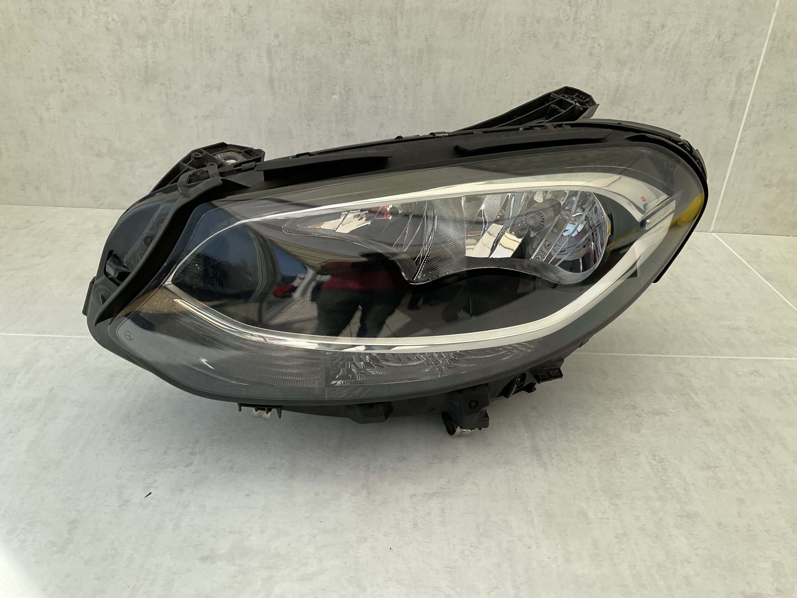 KOPLAMP MERCEDES B KLASSE W246 HALOGEEN A2468205361 LINKS MB-5364