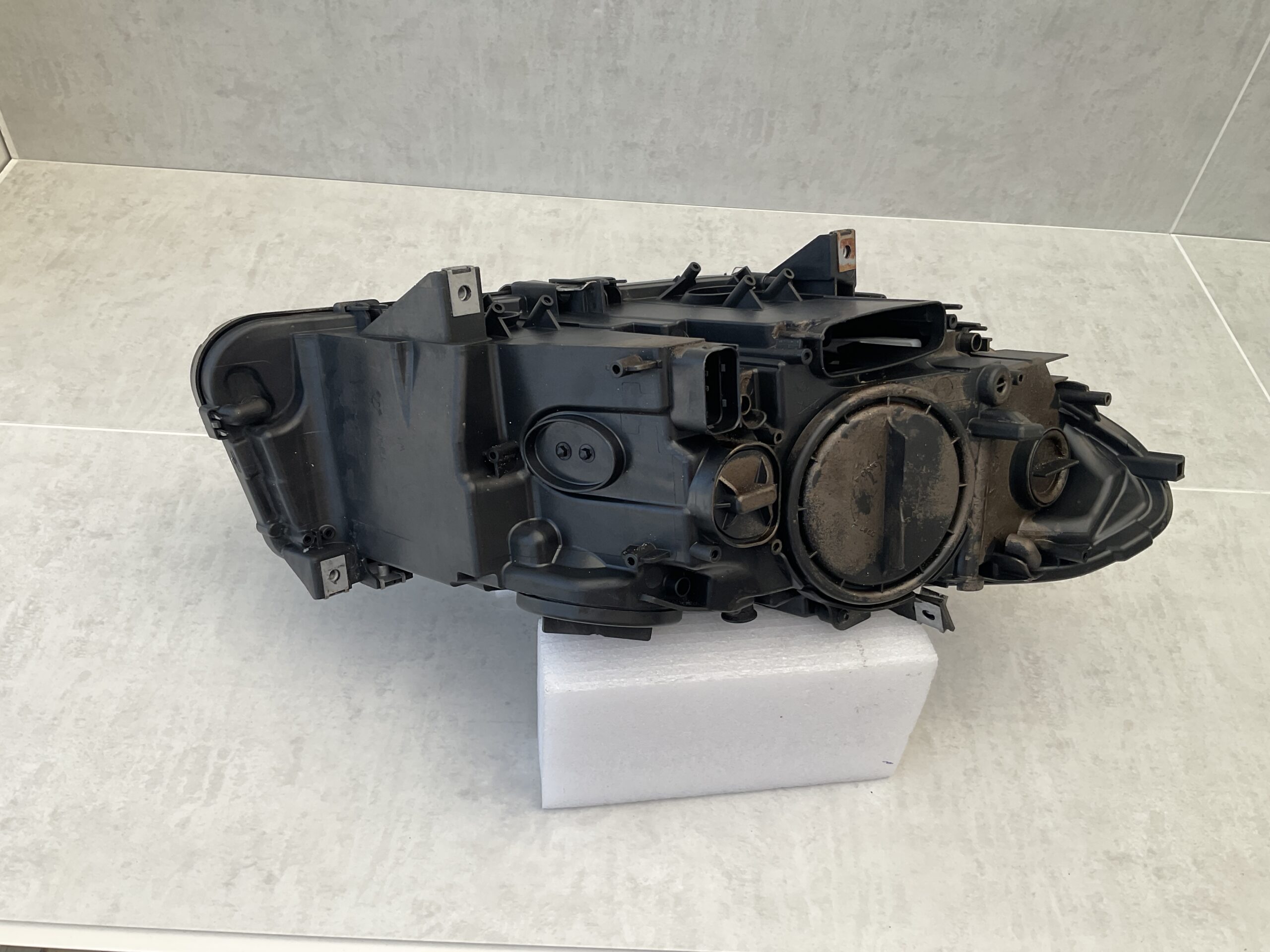 KOPLAMP BMW 5 SERIE F10 F11 XENON 1EL010131 -01/AJ LINKS BM-8173