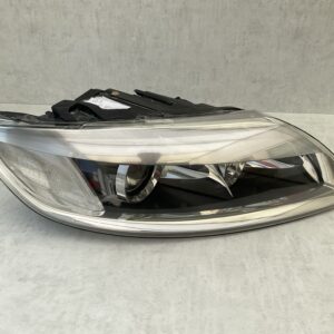 KOPLAMP AUDI Q7 XENON RECHTS A-8129