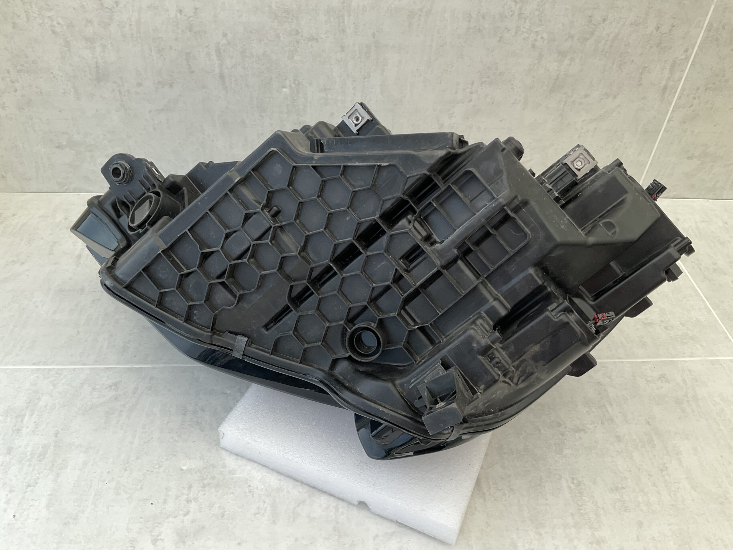 KOPLAMP AUDI E TRON E-TRON FULL LED 4KE941040 RECHTS A-5105