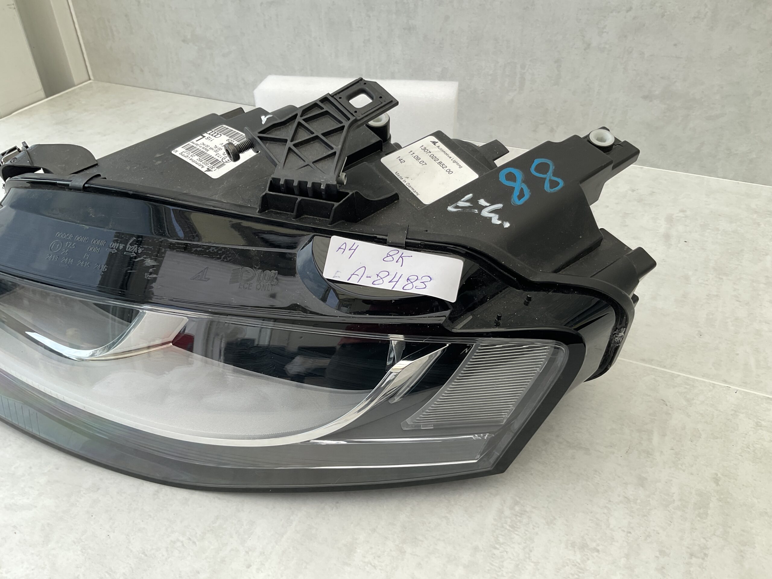 KOPLAMP AUDI A4 8K HALOGEEN 8K0941029 LINKS A-8483