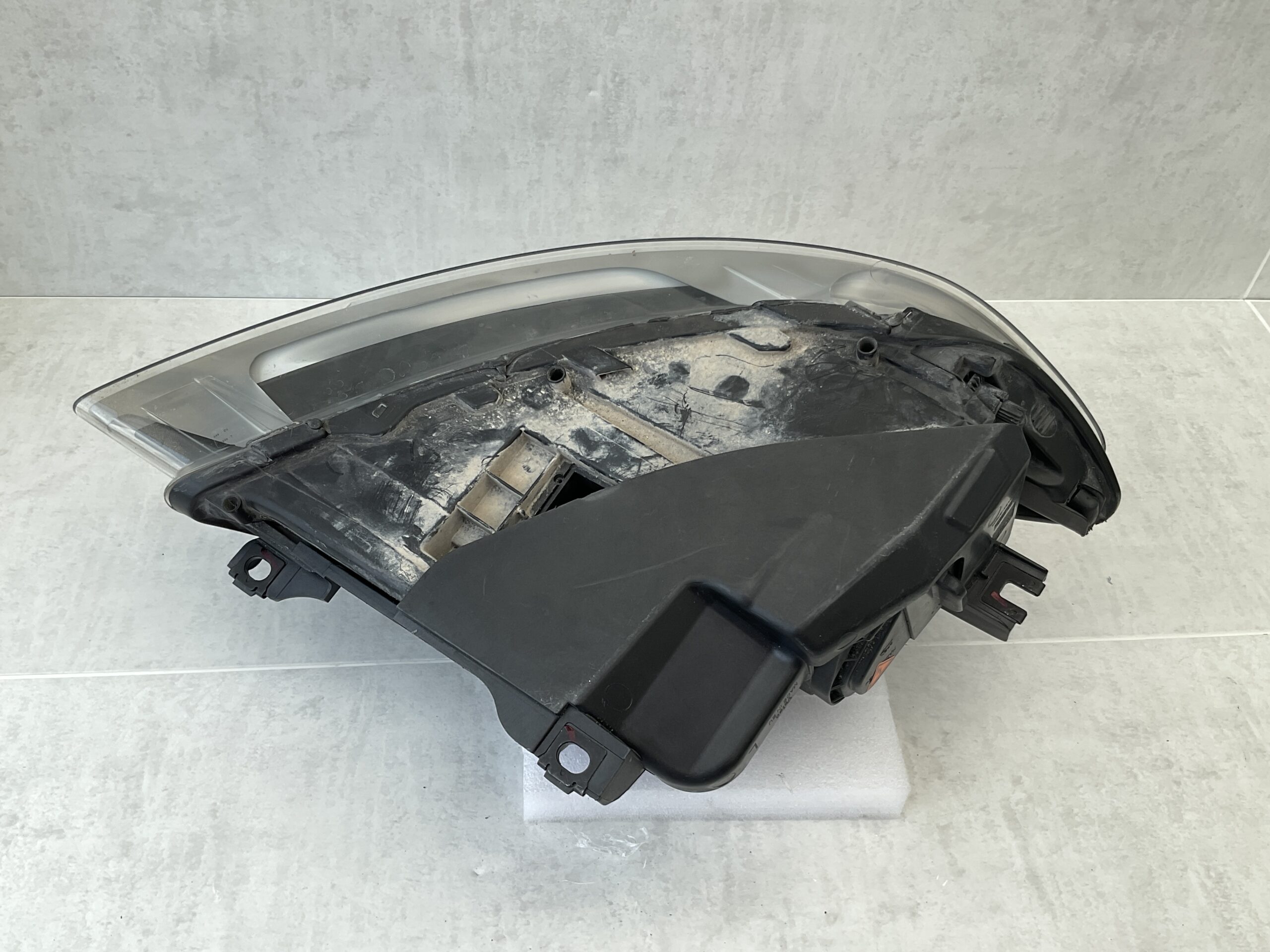 KOPLAMP AUDI Q7 XENON LINKS A-4924