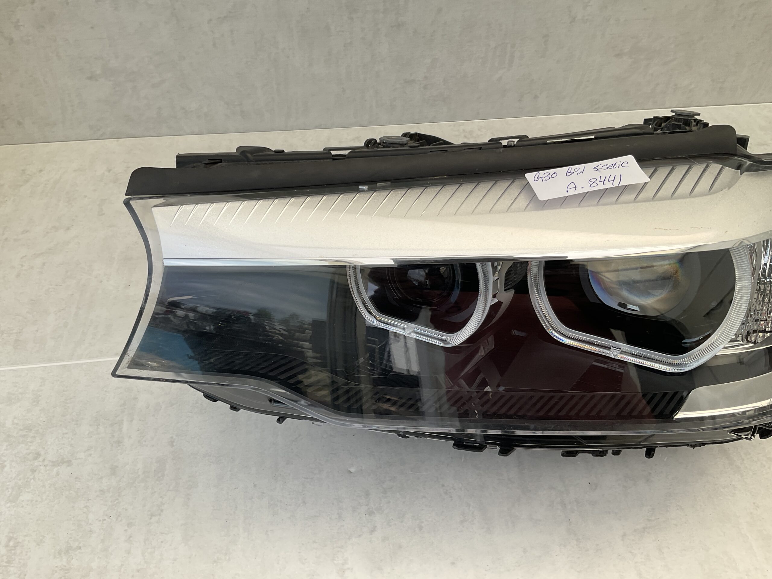 KOPLAMP BMW 5 SERIE G30 G31 XENON LED 7439199 -01 LINKS A-8441