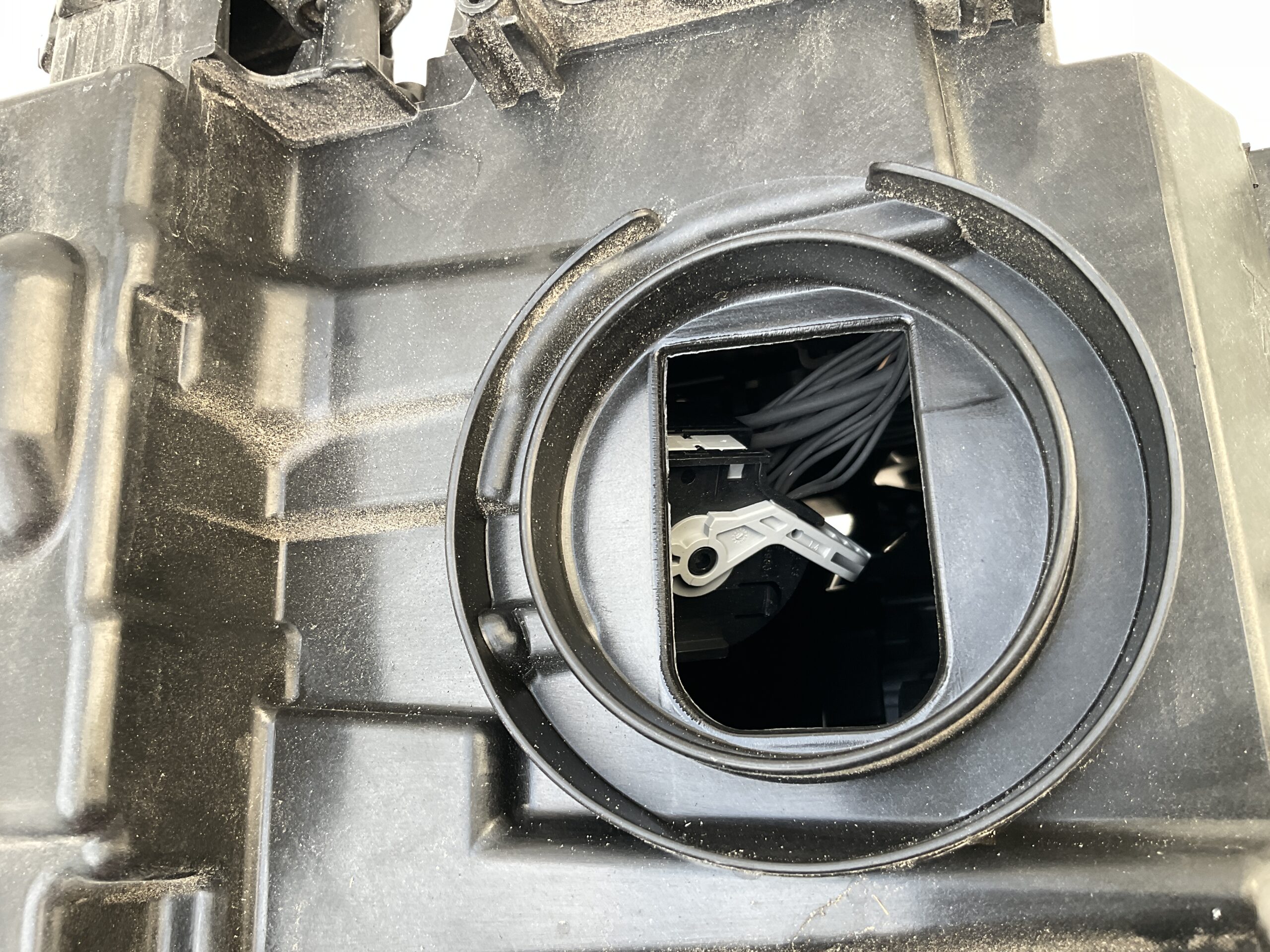 KOPLAMP BMW 5 SERIE G30 G31 XENON LED 7439199 -01 LINKS A-8441