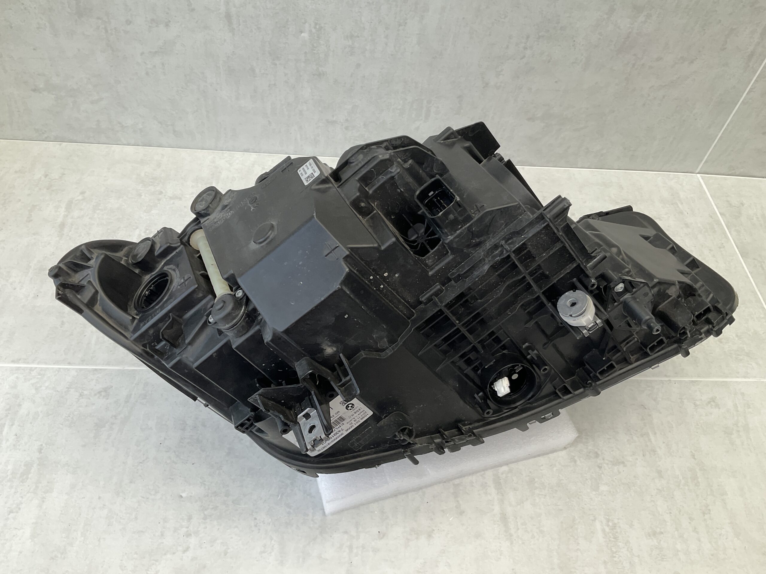 KOPLAMP BMW 5 SERIE G30 G31 XENON LED 7439199 -01 LINKS A-8441