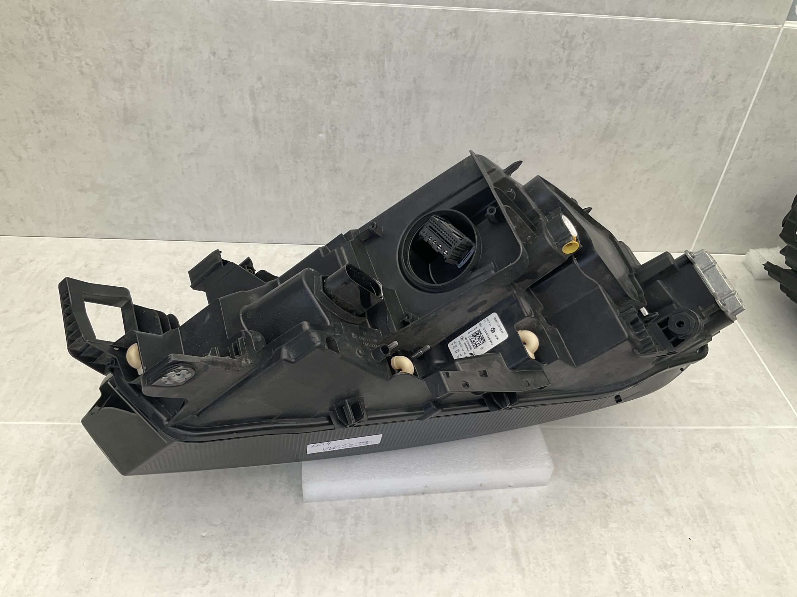 KOPLAMP VOLKSWAGEN ID4 FULL IQ LIGHT 11B941035E LINKS VW-5235