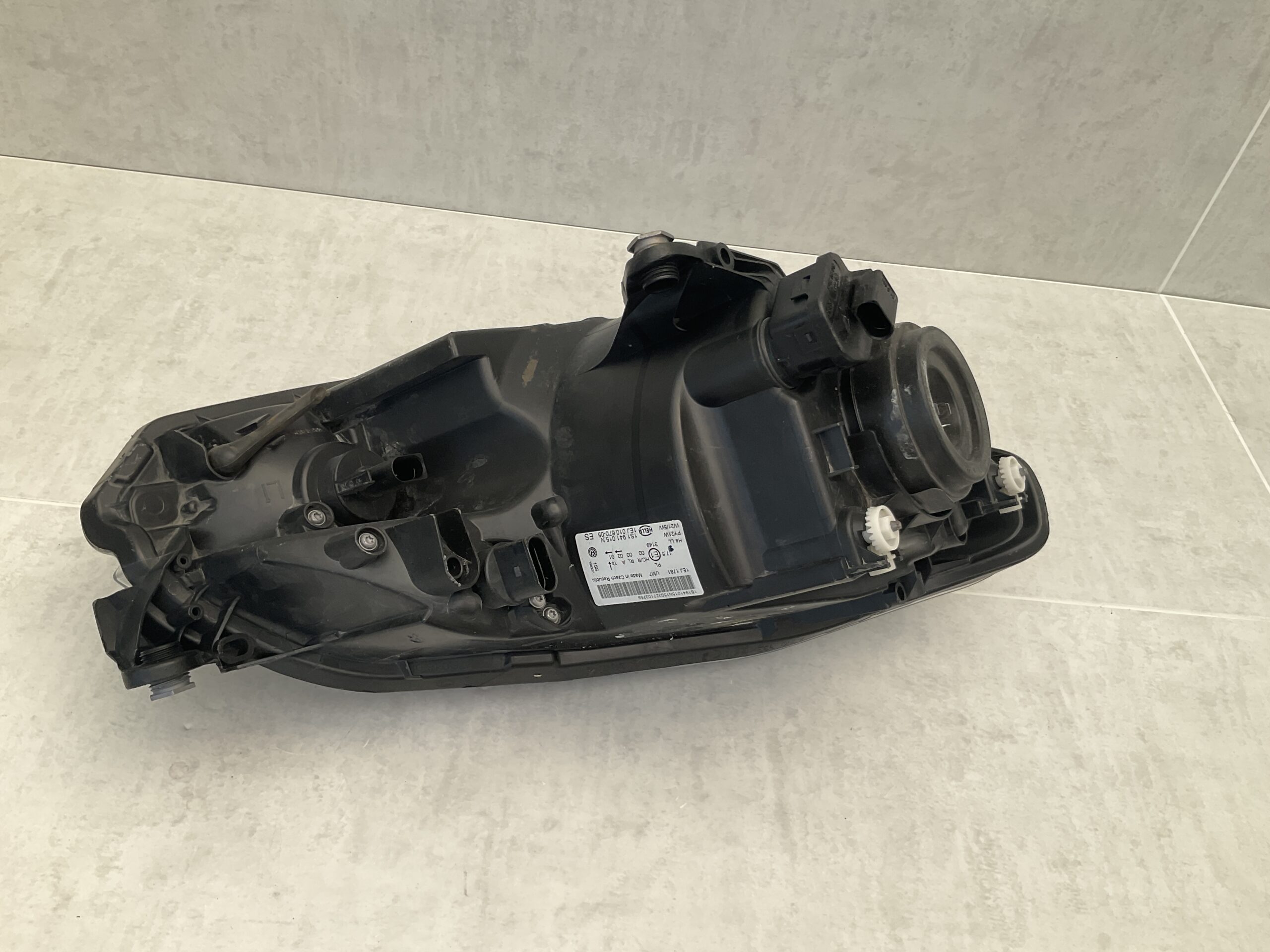 KOPLAMP VOLKSWAGEN UP 11-16 1S1941015N LINKS VW-5045