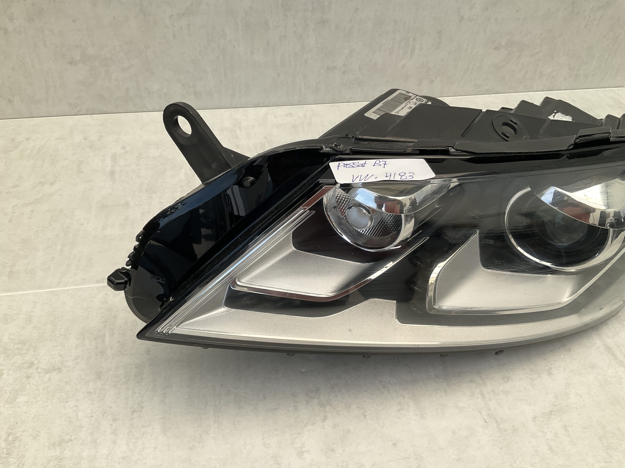 KOPLAMP VOLKSWAGEN PASSAT B7 XENON LED 3AB941751 LINKS VW-4183