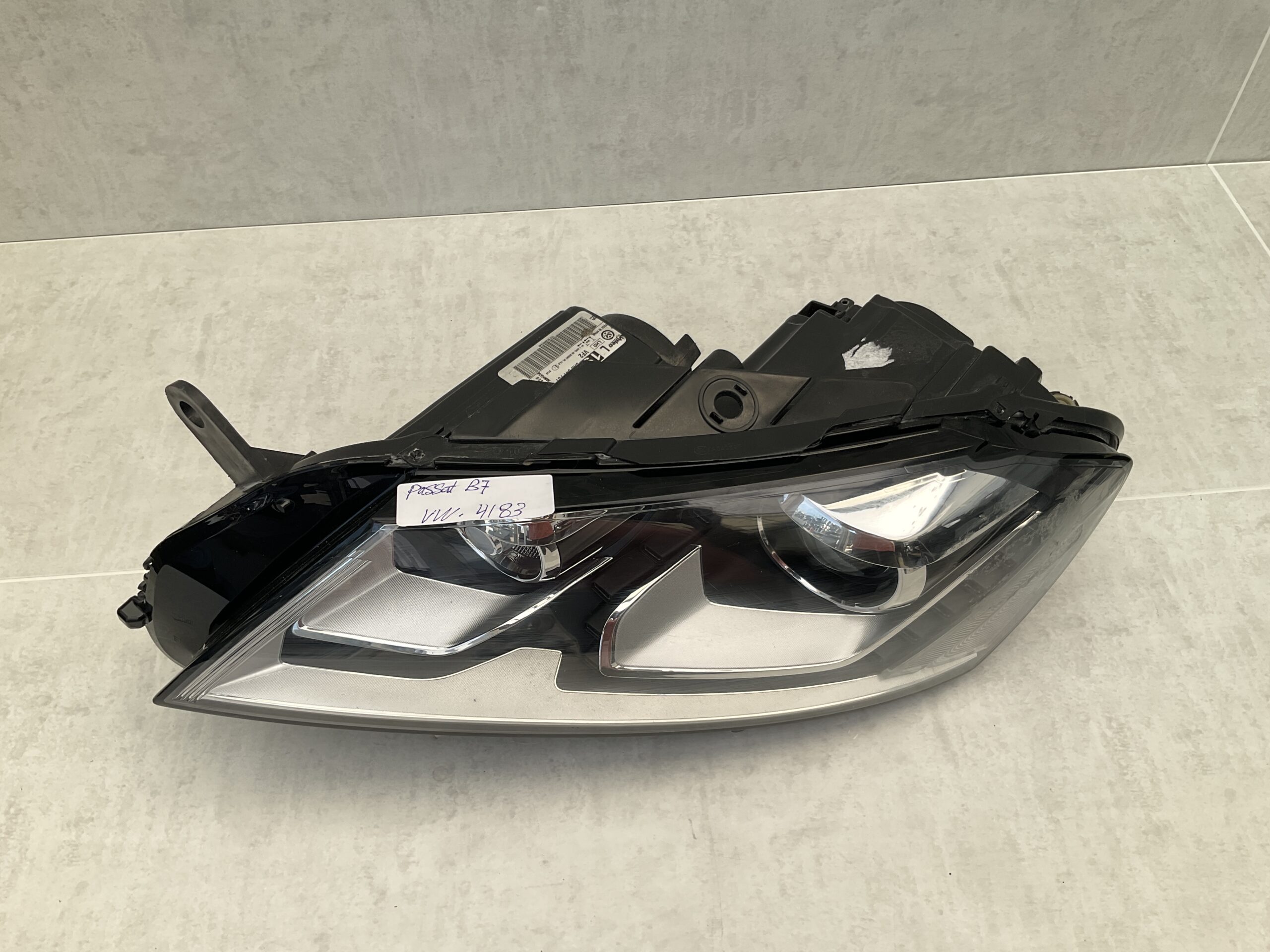 KOPLAMP VOLKSWAGEN PASSAT B7 XENON LED 3AB941751 LINKS VW-4183