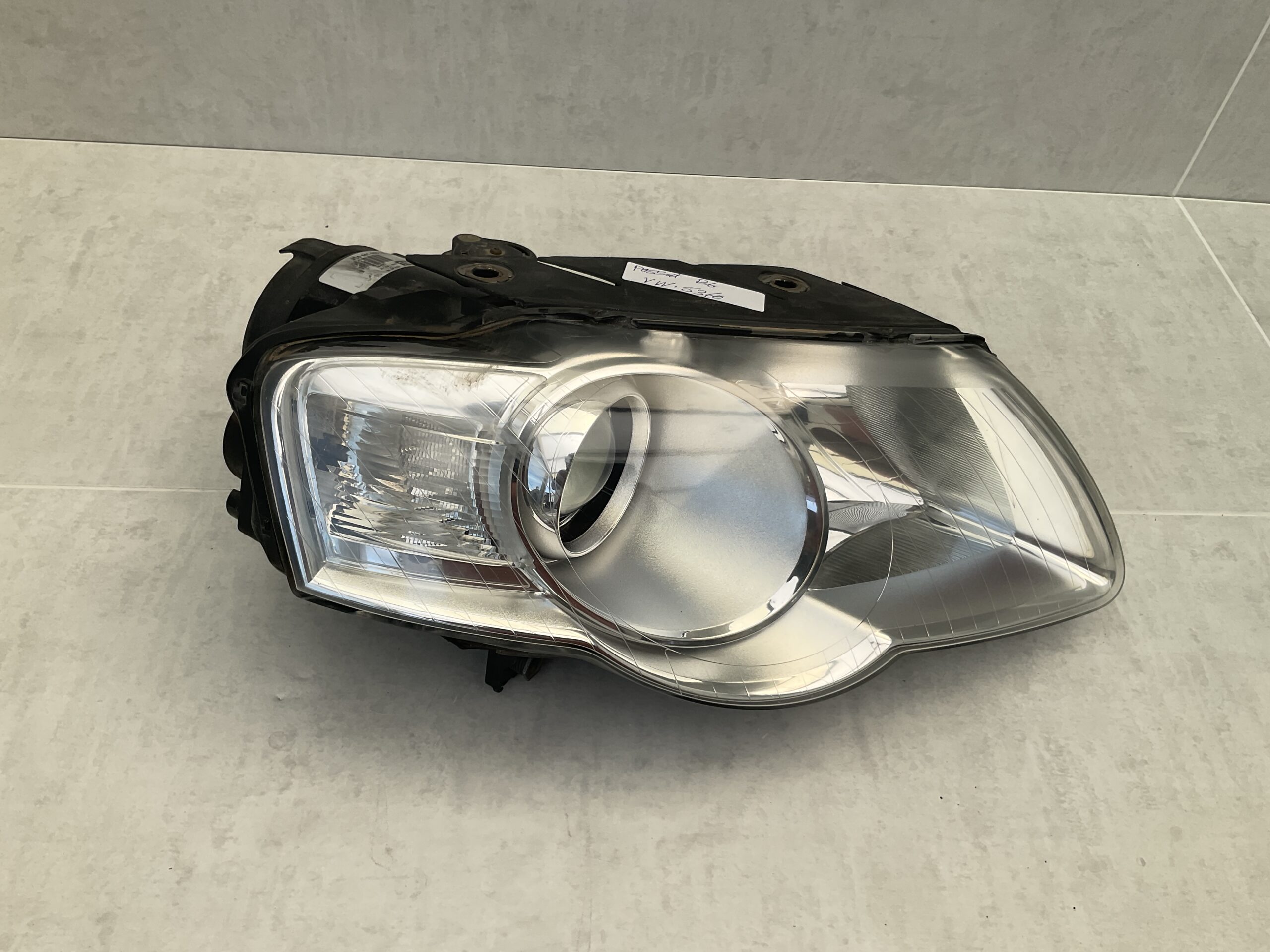KOPLAMP VOLKSWAGEN PASSAT B6 3C0941006AA RECHTS VW-5360