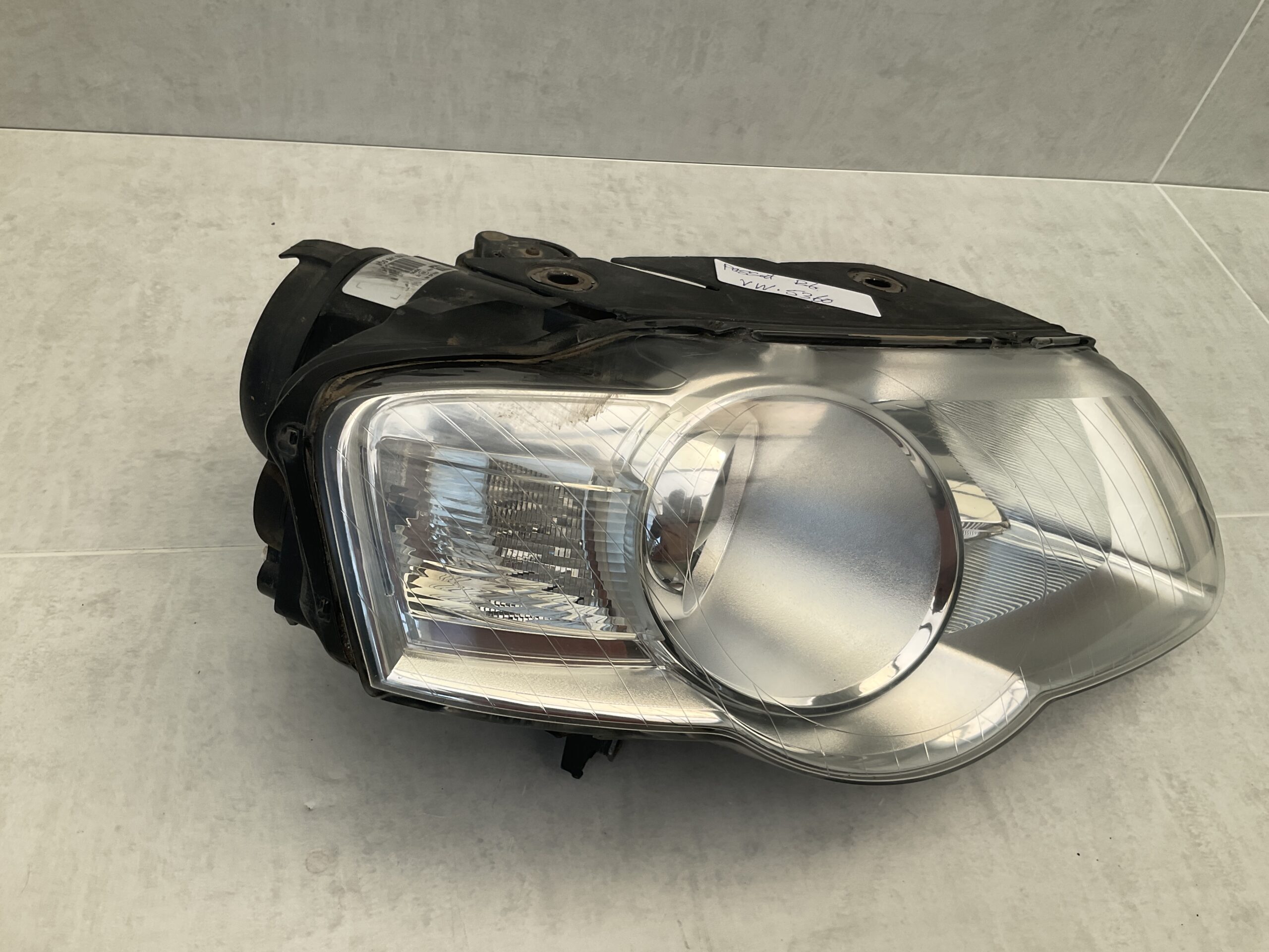 KOPLAMP VOLKSWAGEN PASSAT B6 3C0941006AA RECHTS VW-5360