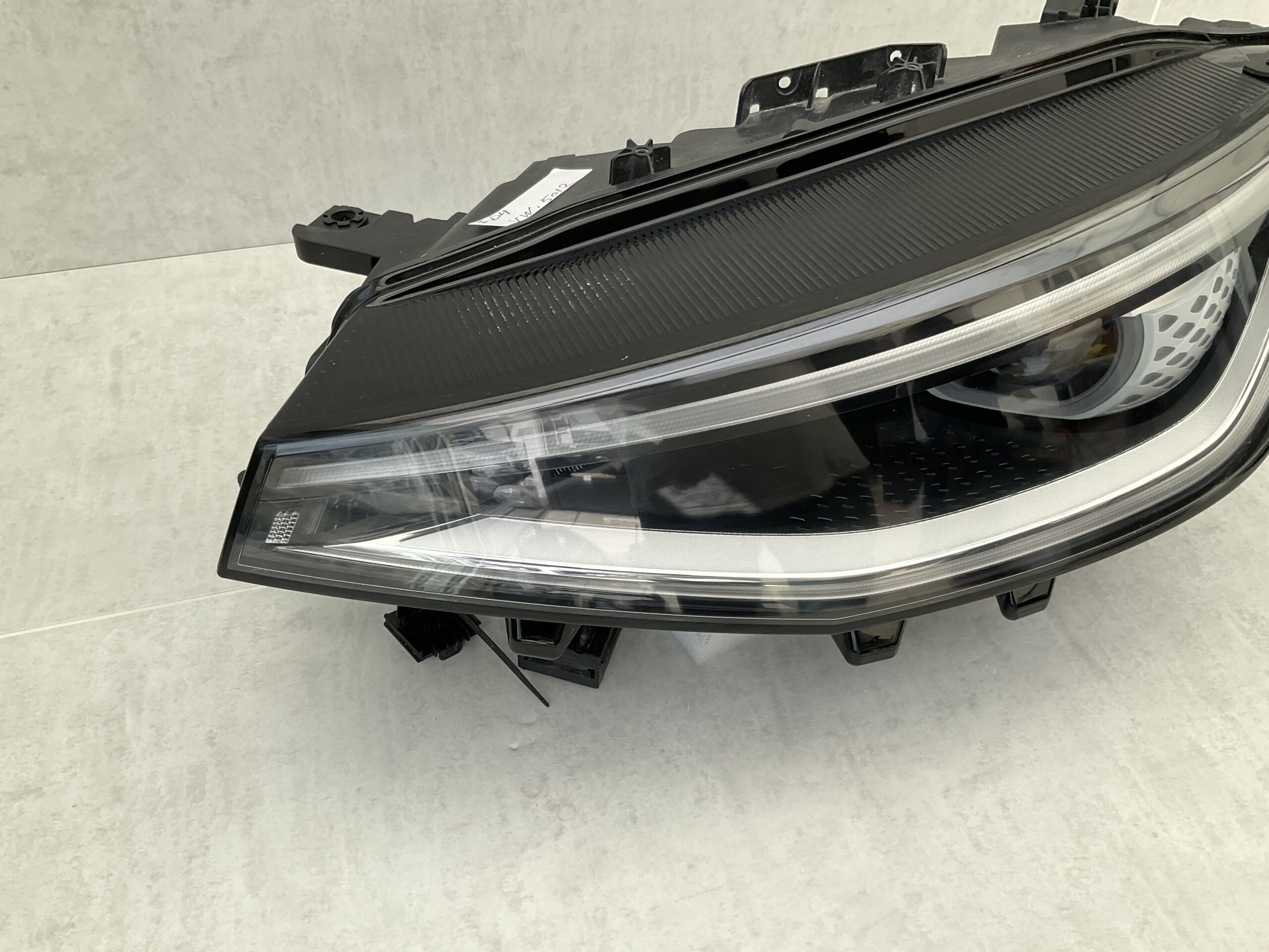 KOPLAMP VOLKSWAGEN ID4 FULL IQ LIGHT 11B941035E LINKS VW-5012