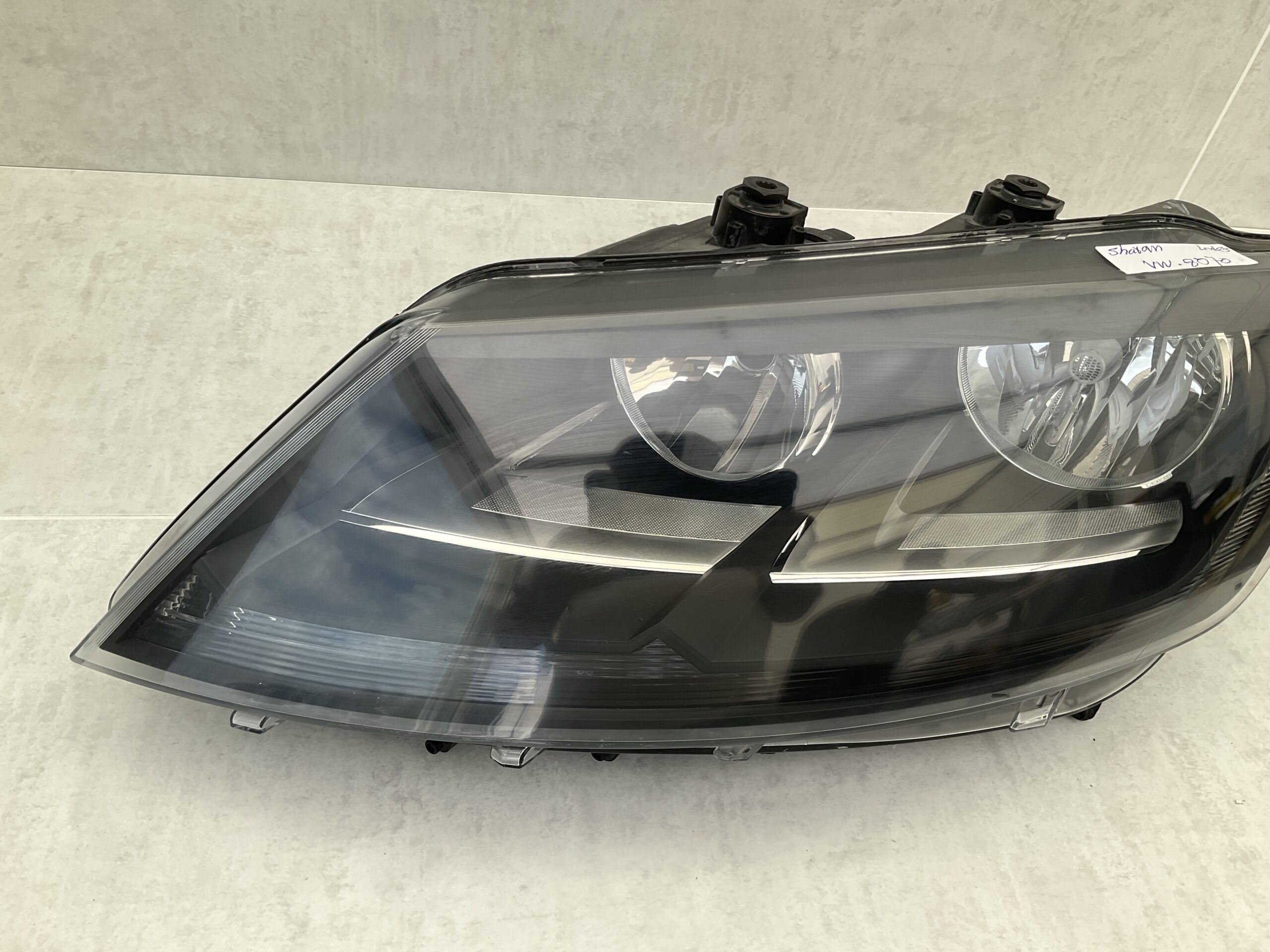 KOPLAMP VOLKSWAGEN SHARAN HALOGEEN 7N5941005G LINKS VW-8070