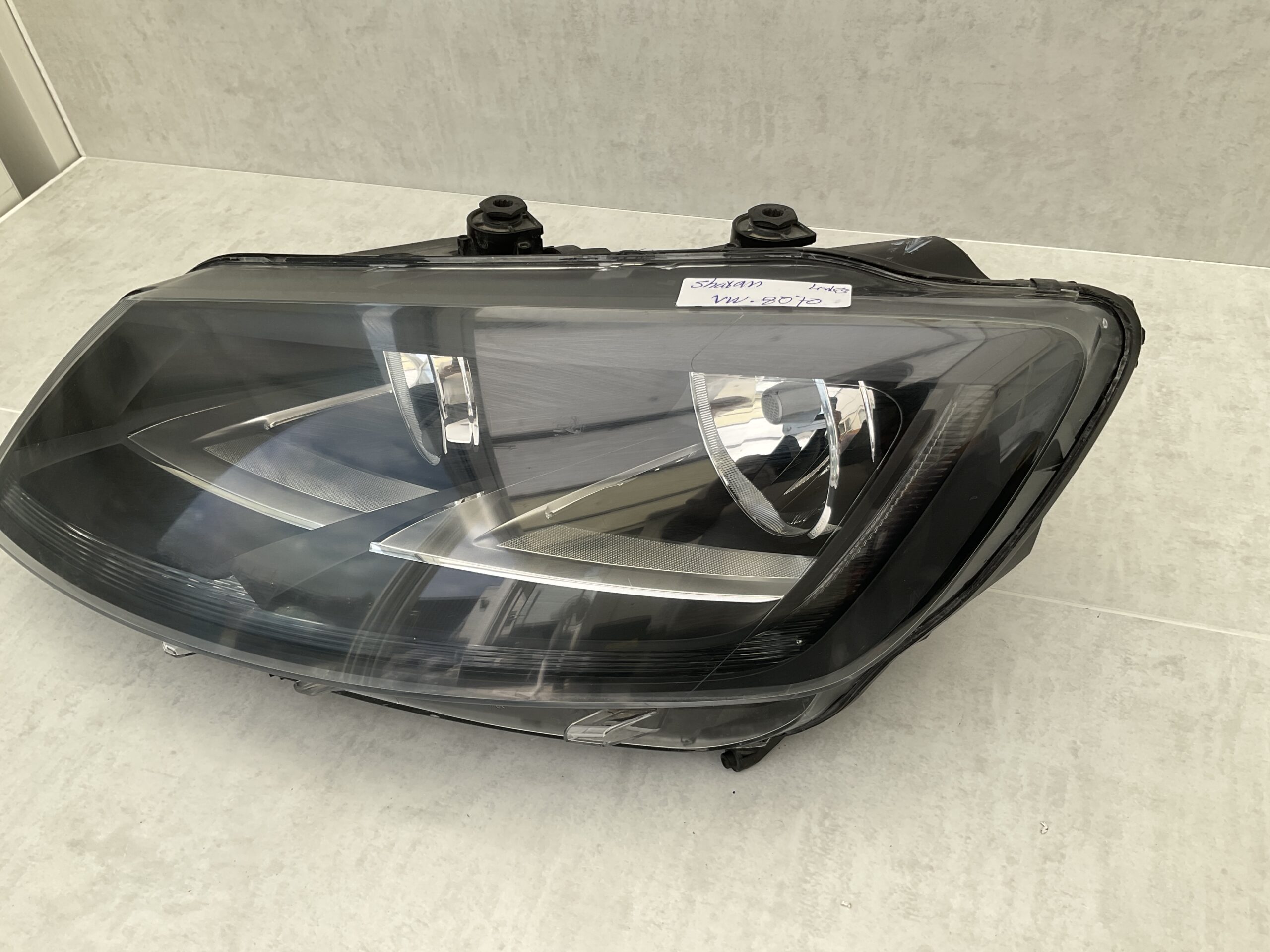 KOPLAMP VOLKSWAGEN SHARAN HALOGEEN 7N5941005G LINKS VW-8070