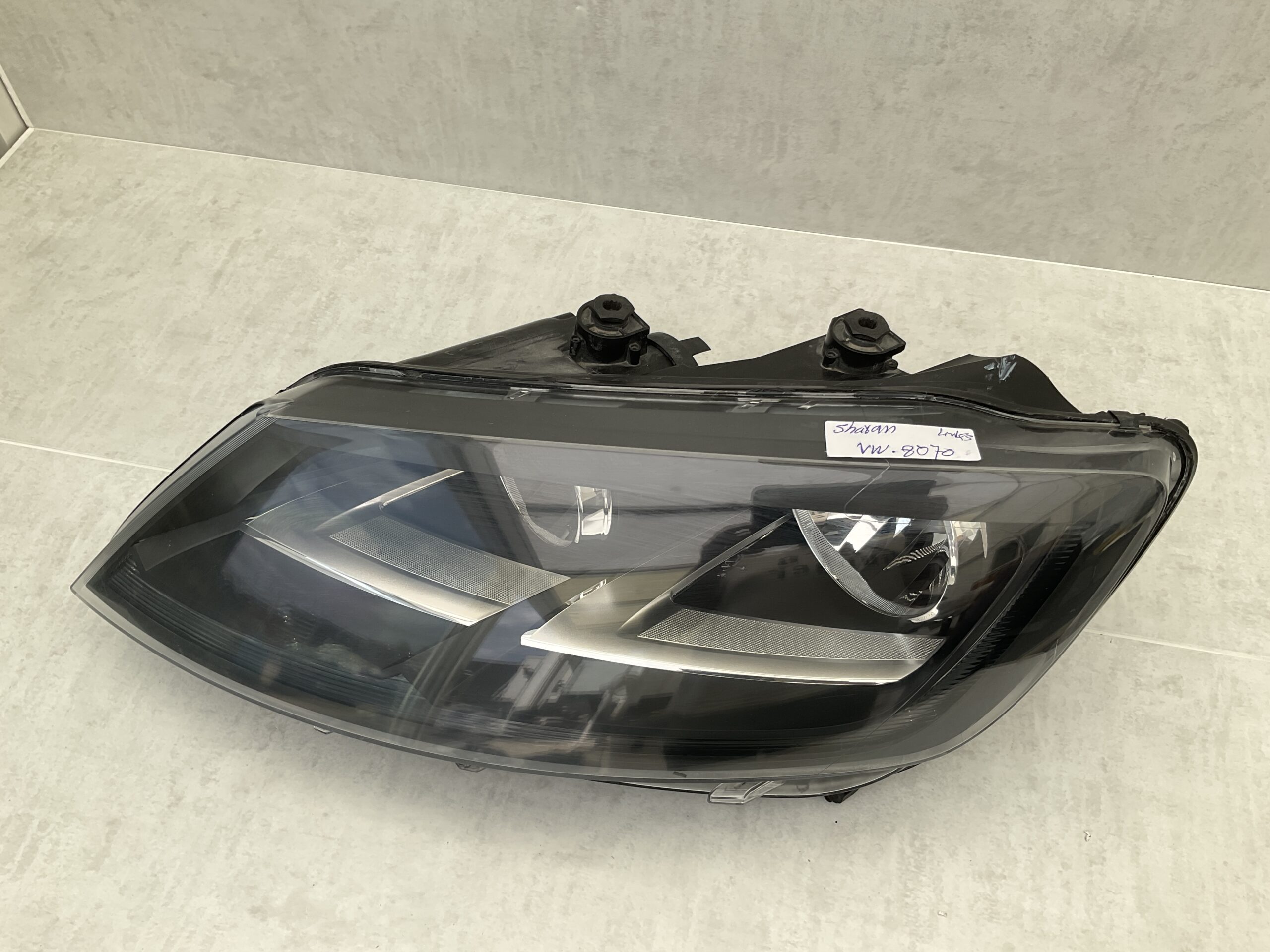 KOPLAMP VOLKSWAGEN SHARAN HALOGEEN 7N5941005G LINKS VW-8070